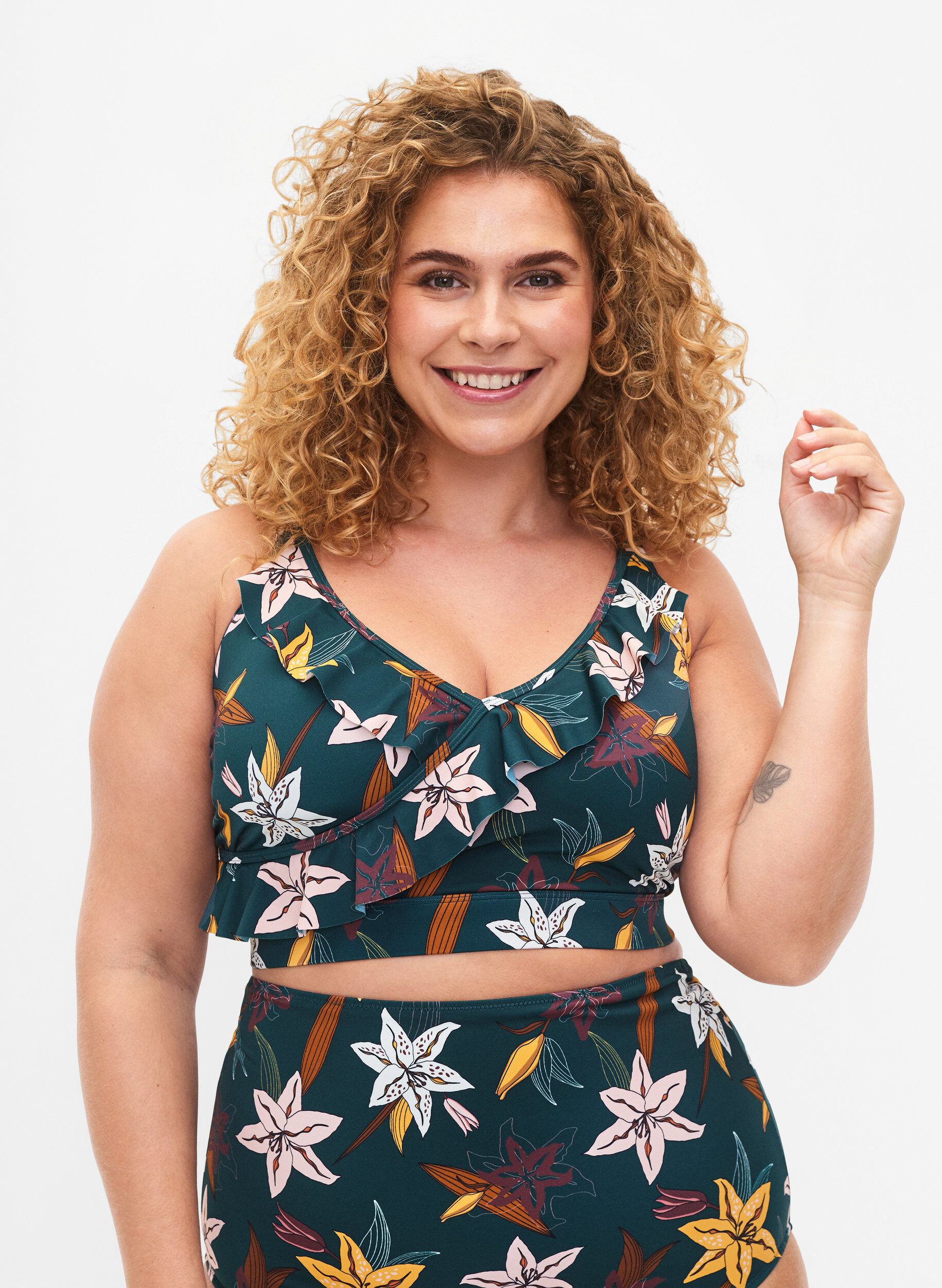 ZizziKukallinen bikiniyl&auml;osa r&ouml;yhel&ouml;ll&auml;, Vihre&auml;, Model image number 0