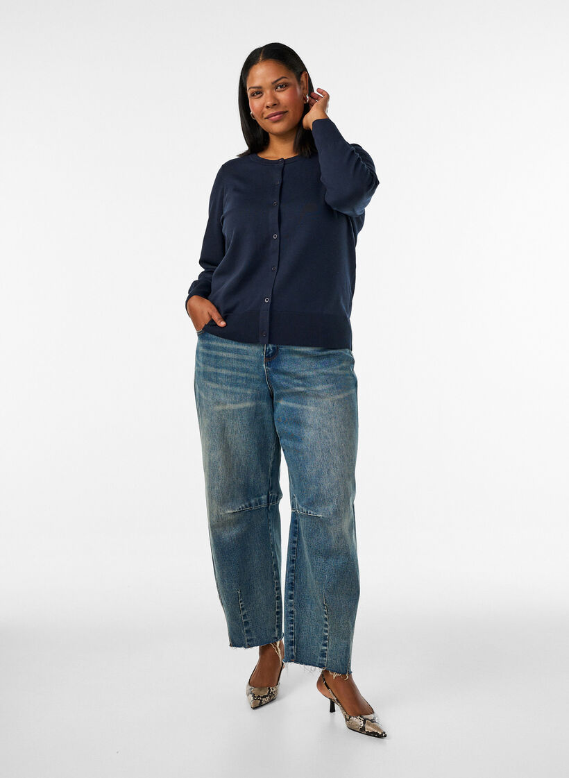 Hienoneulottu neuletakki py&ouml;re&auml;ll&auml; p&auml;&auml;ntiell&auml;, Sininen, Model image number 1