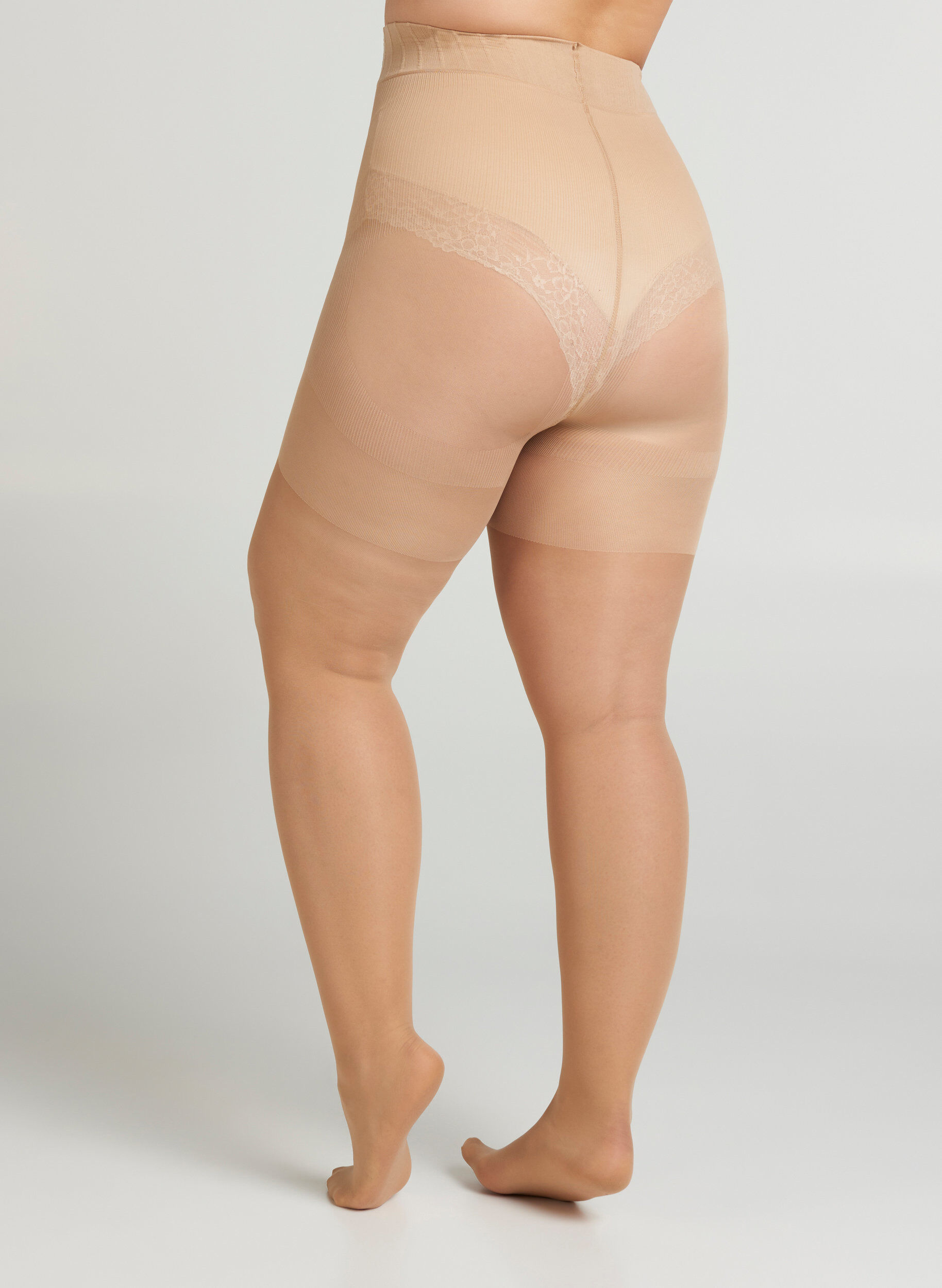 ZizziSukkahousut 40 denieri&auml; push-up-efektill&auml;, Beige, Model image number 2