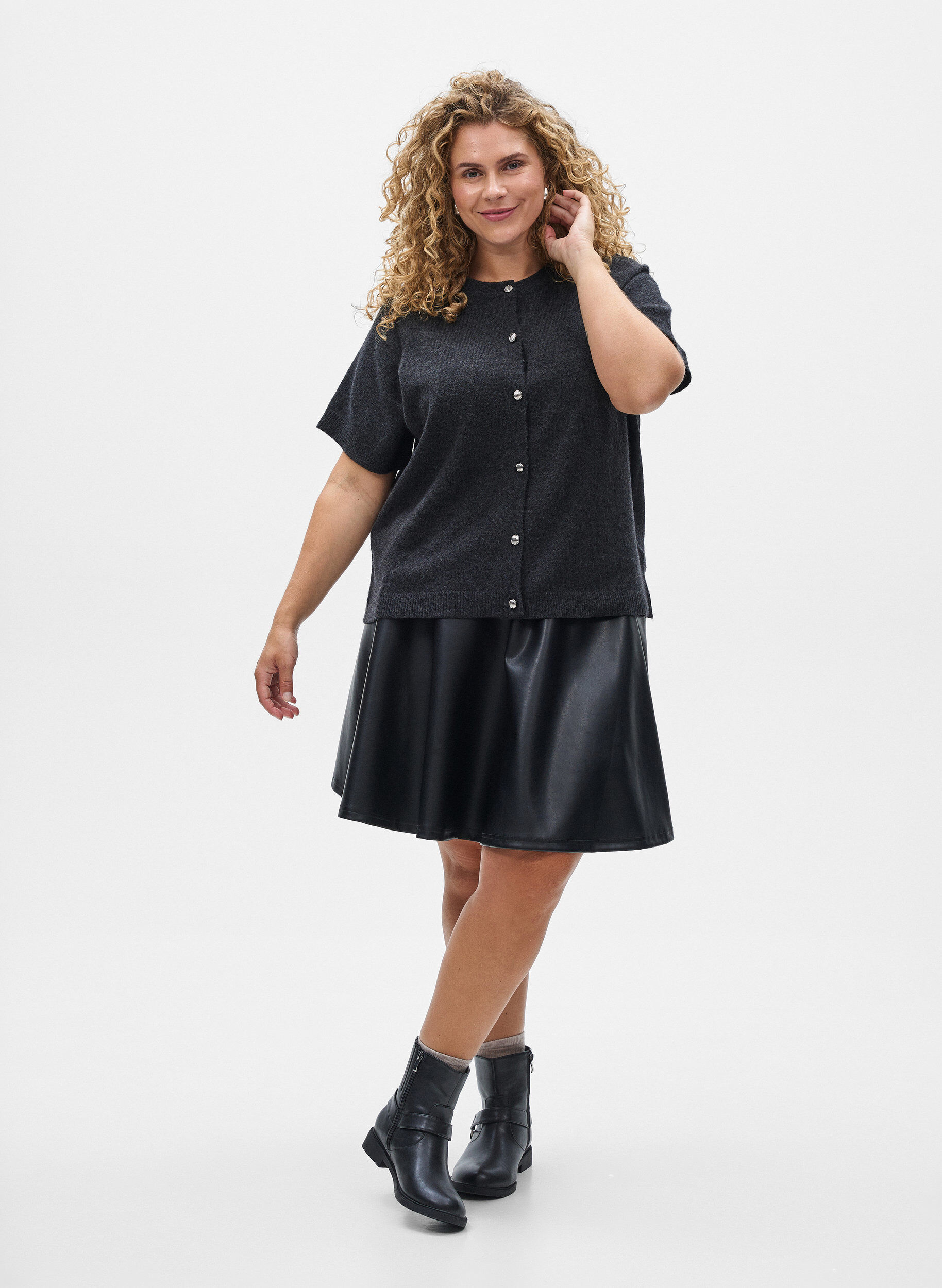 Zizzi Lyhythihainen neuletakki, Harmaa, Model image number 1