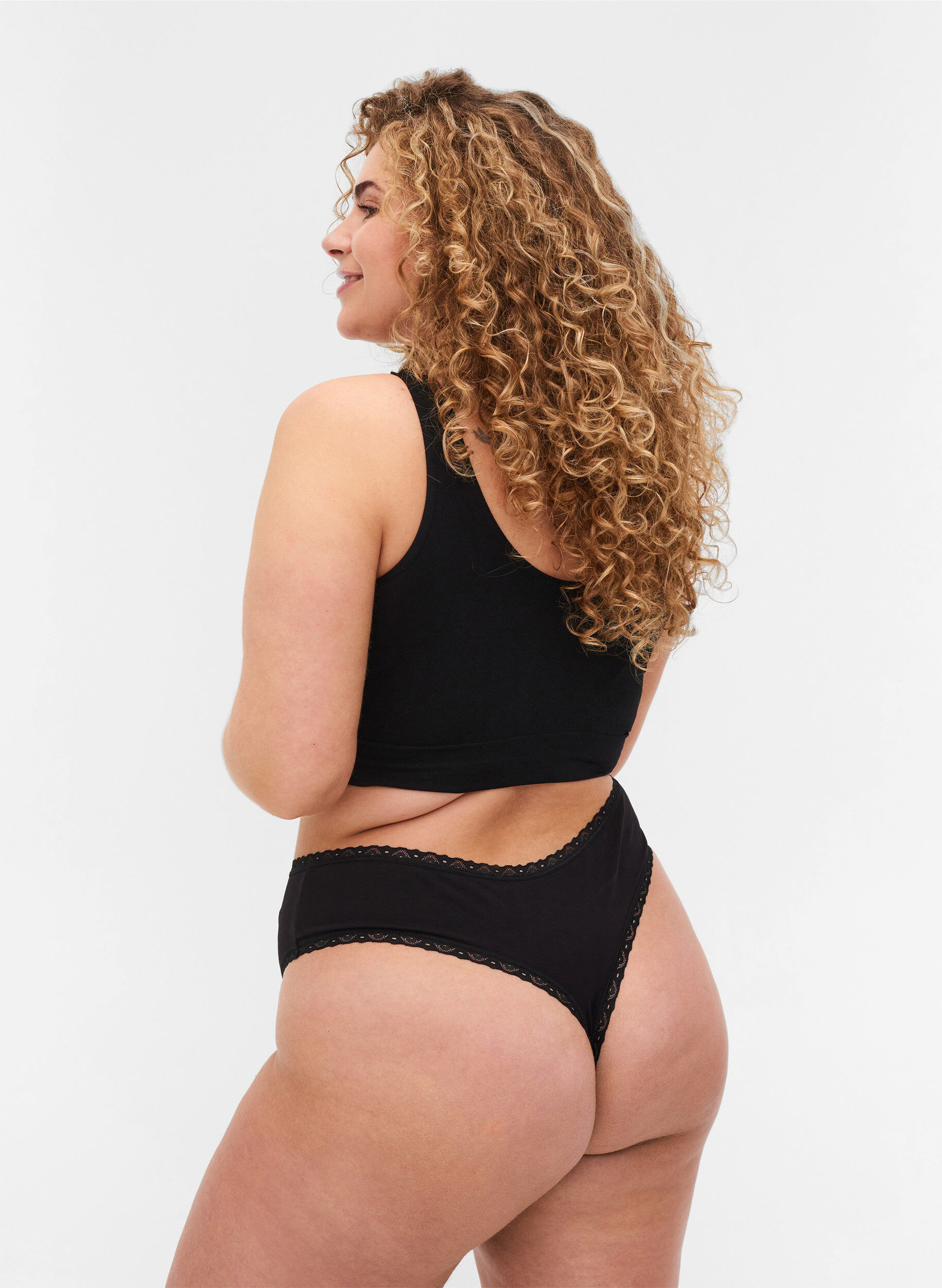 Zizzi 3 kpl g-stringej&auml; pitsireunuksella , Black, Model image number 1