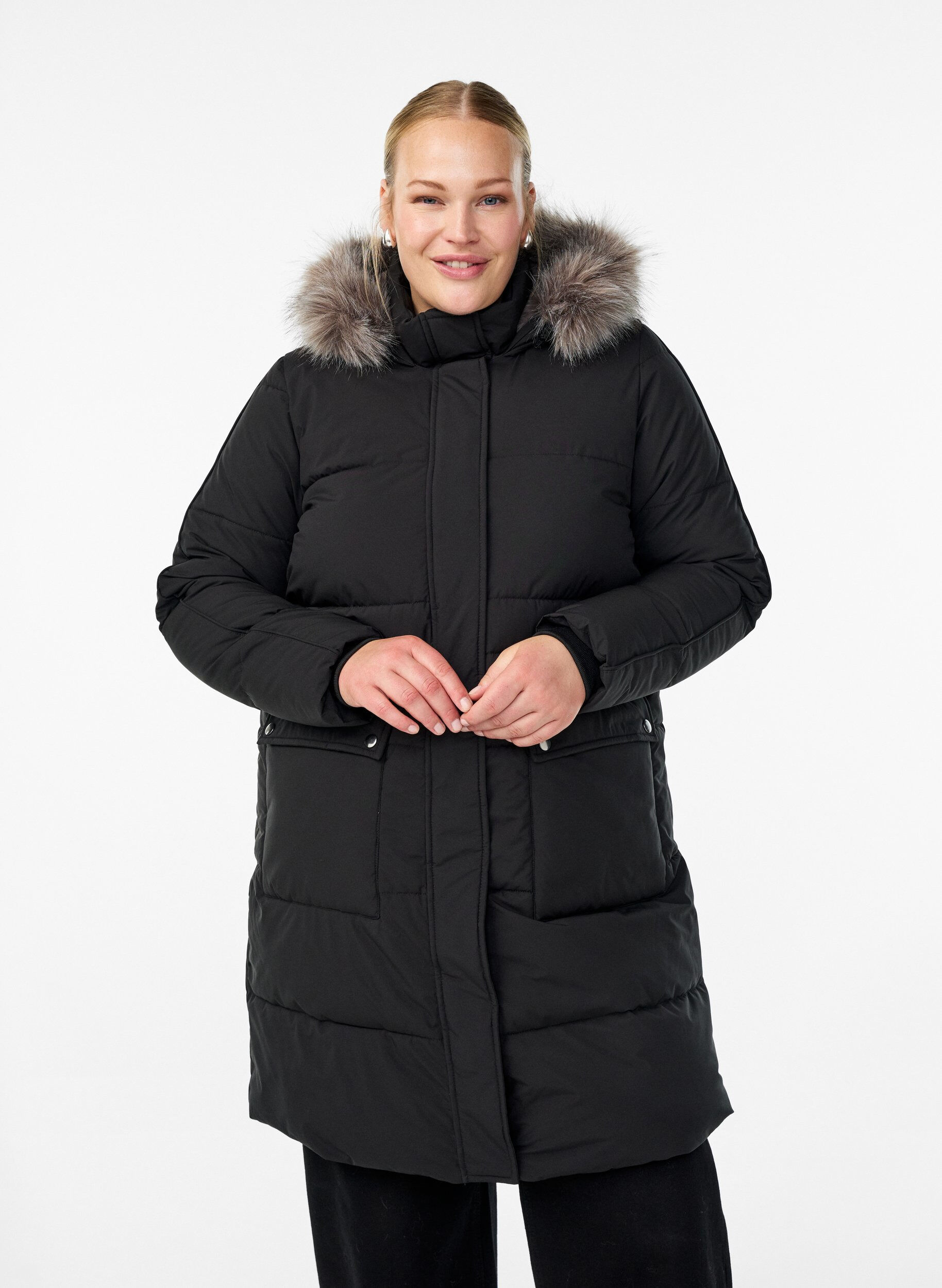 Vedenkest&auml;v&auml; parka tekoturkiskauluksella, Musta, Model