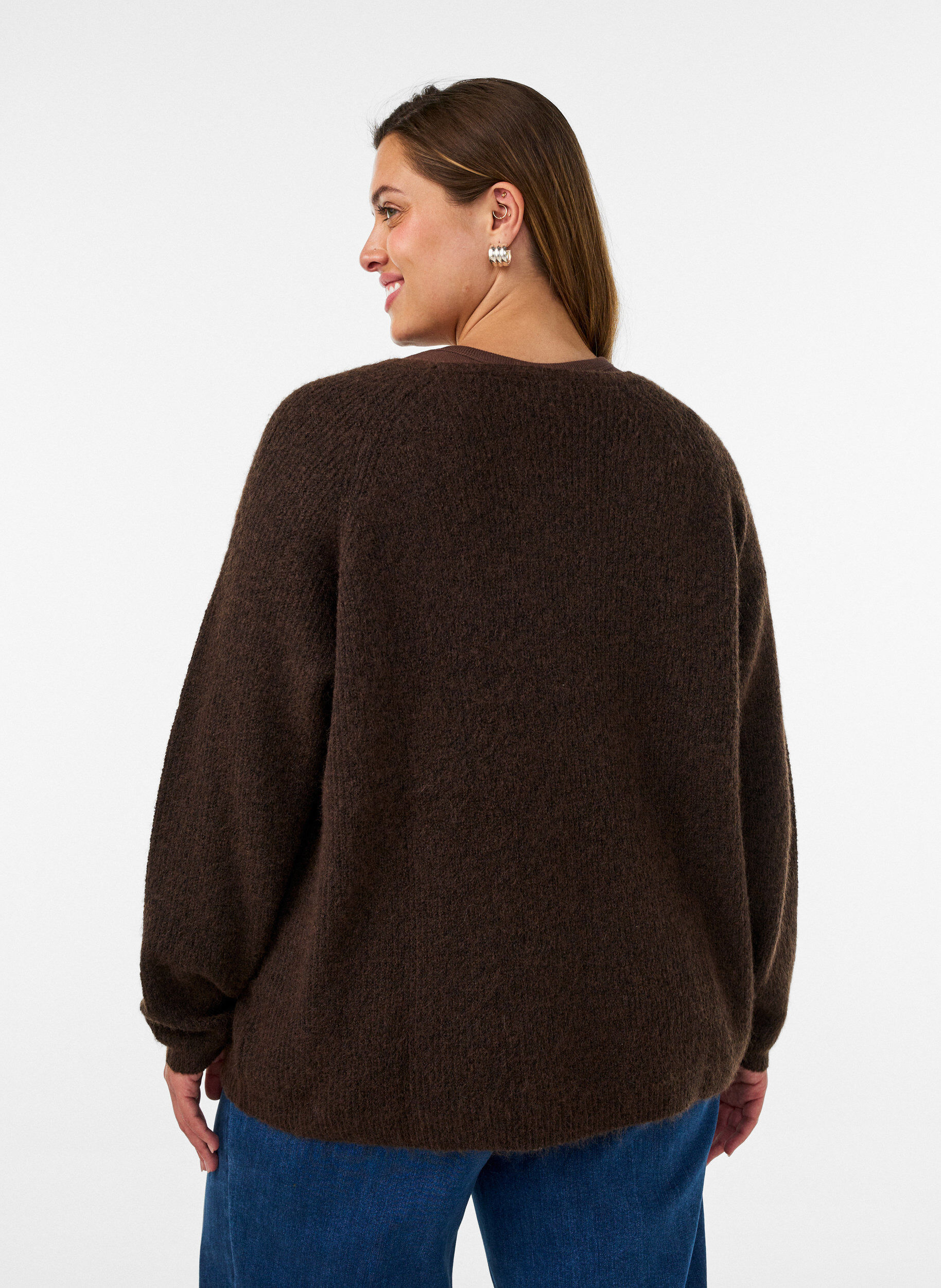 ZizziNeulepusero v-p&auml;&auml;ntiell&auml; ja raglanhihoilla, Ruskea, Model image number 2