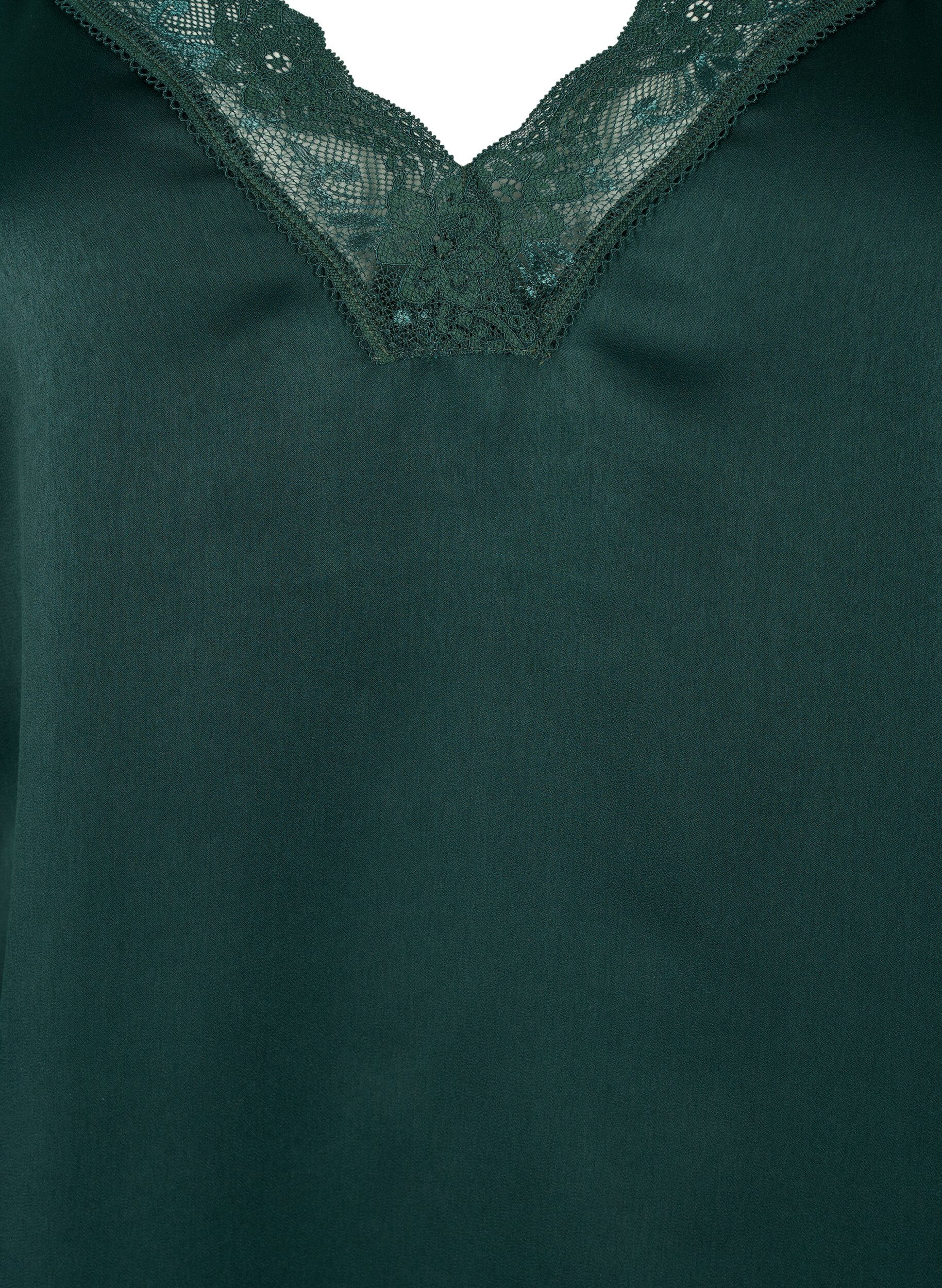 Zizzi Toppi, jossa on V-p&auml;&auml;ntie ja pitsireunus, Vihre&auml;, Packshot image number 2