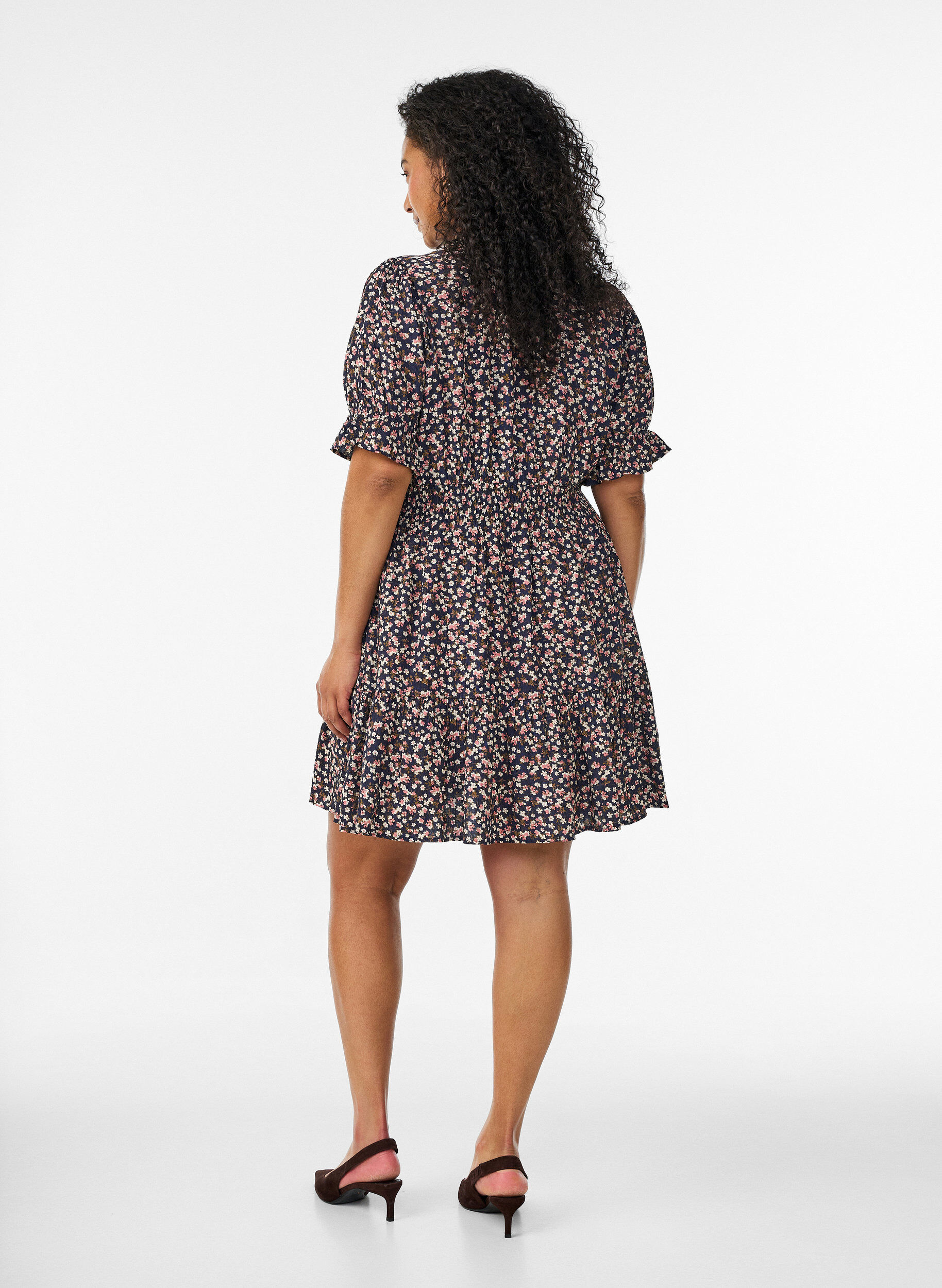ZizziLyhyt viskoosimekko r&ouml;yhel&ouml;yksityiskohdilla, Sininen, Model image number 2