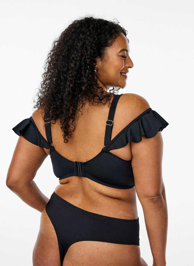 R&ouml;yhel&ouml;inen bikiniliivit kaarituilla, Musta, Model image number 2