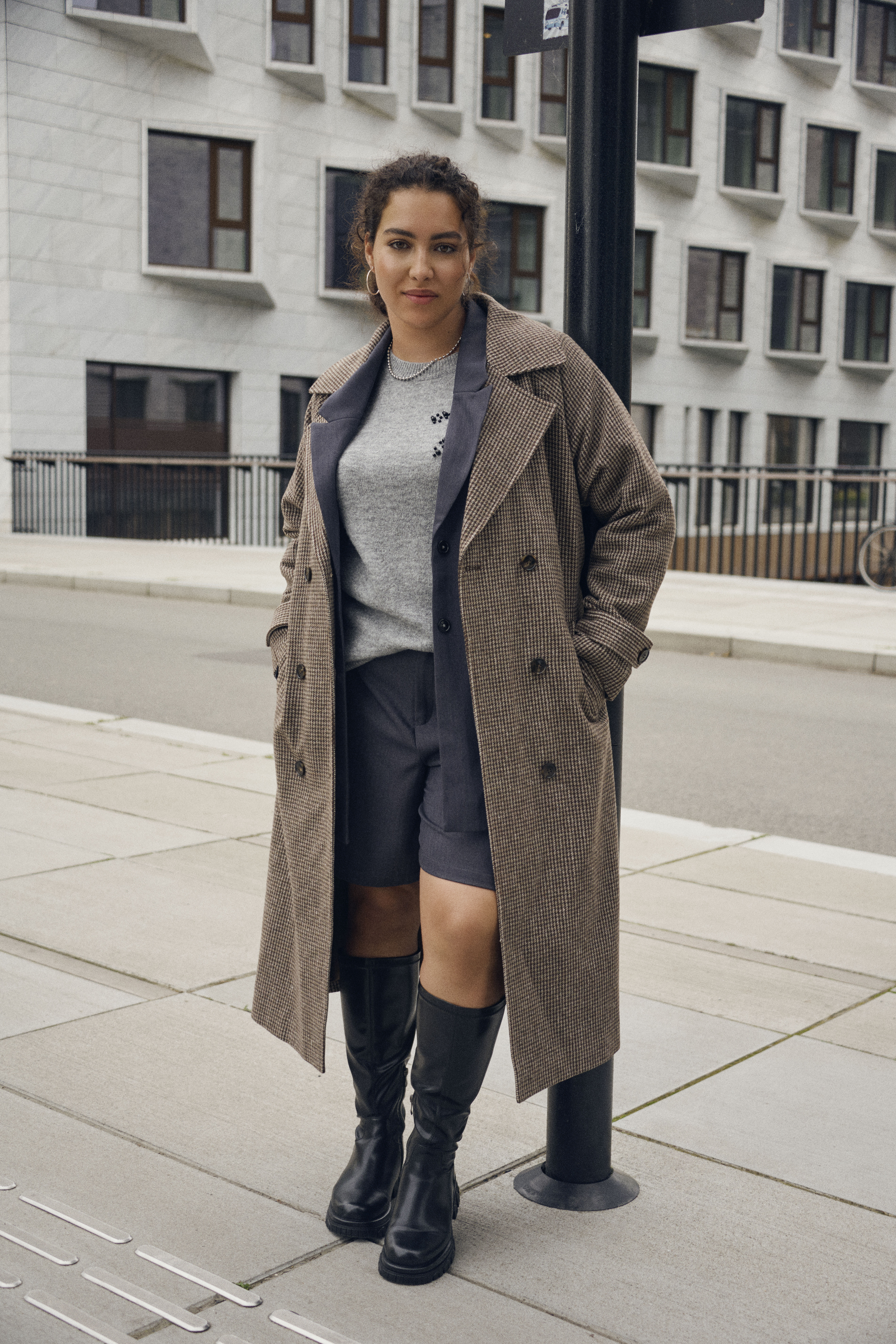 Etsi jokap&auml;iv&auml;ist&auml; el&auml;m&auml;&auml;, , Model