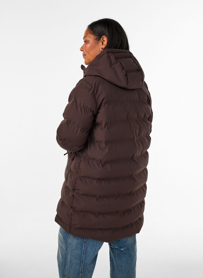 Toppatakki hupulla ja taskuilla, Ruskea, Model image number 2