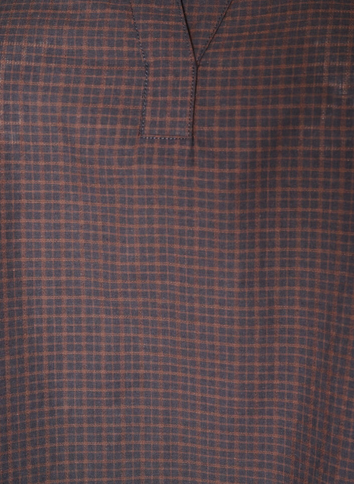 Ruudullinen pusero V-p&auml;&auml;ntiell&auml; ja 3/4-hihoilla, Ruskea, Packshot image number 2