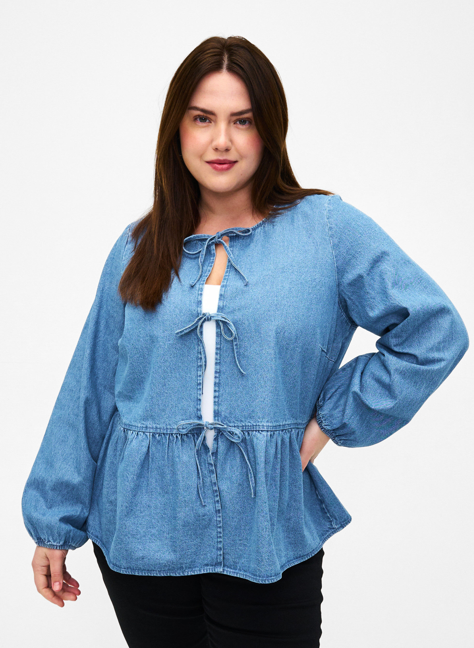 ZizziFarkkukankainen peplum-pusero, jossa on nauhakiinnitys, Light Blue Denim, Model image number 0