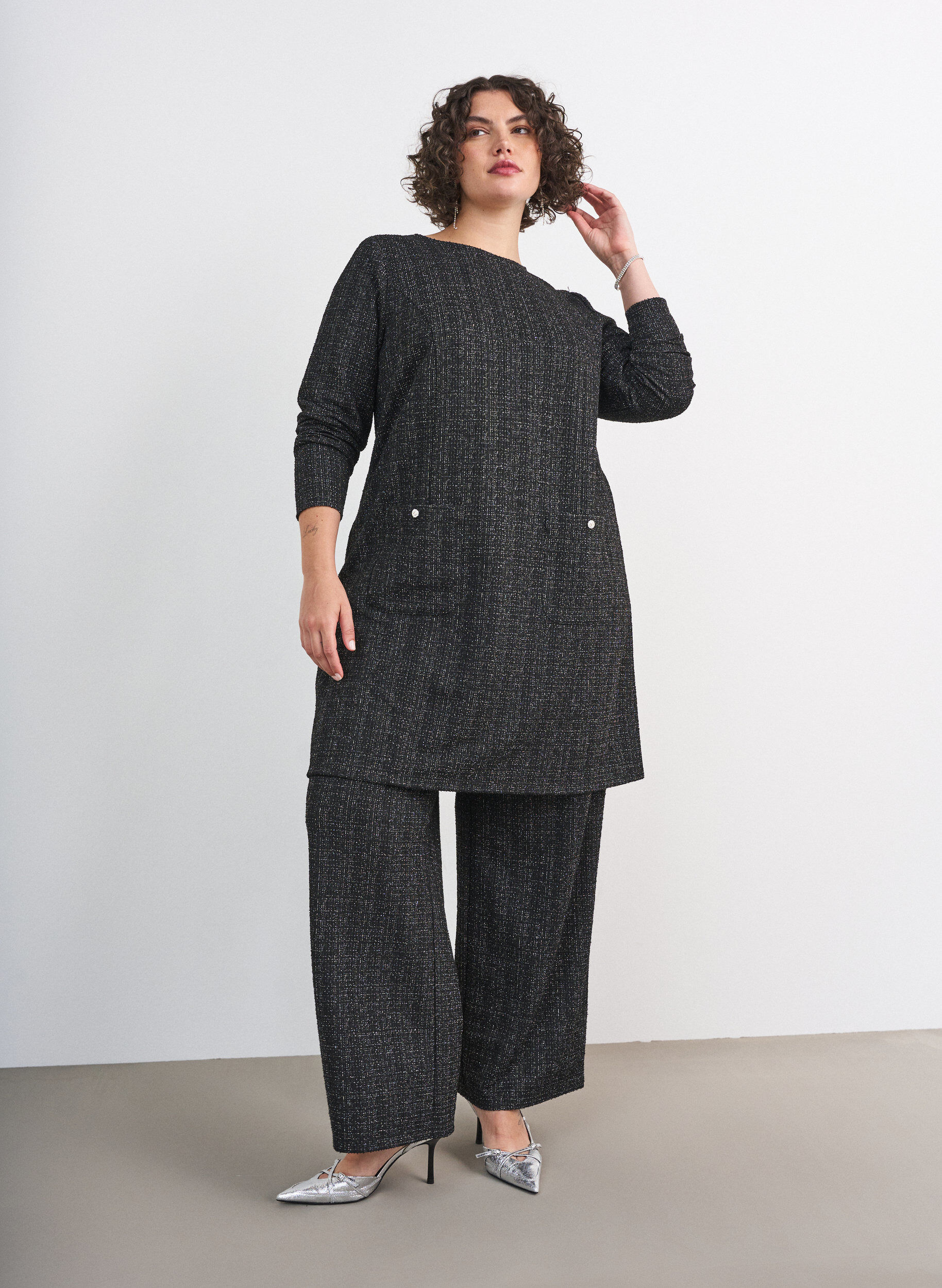 ZizziSuorat boucl&eacute;-housut, Musta, Model image number 0