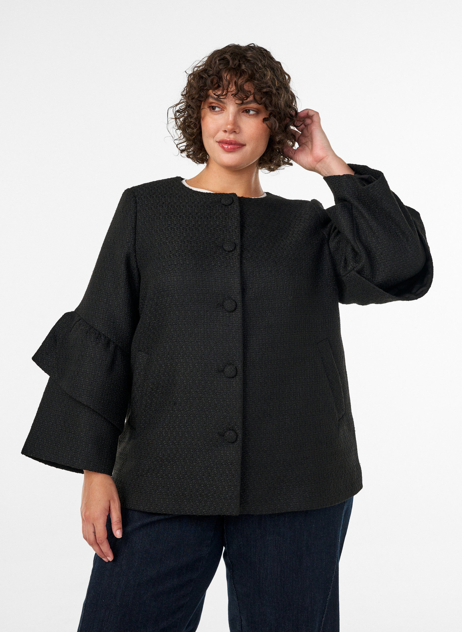 ZizziBoucl&eacute;-takki r&ouml;yhel&ouml;yksityiskohdilla, Musta, Model image number 0