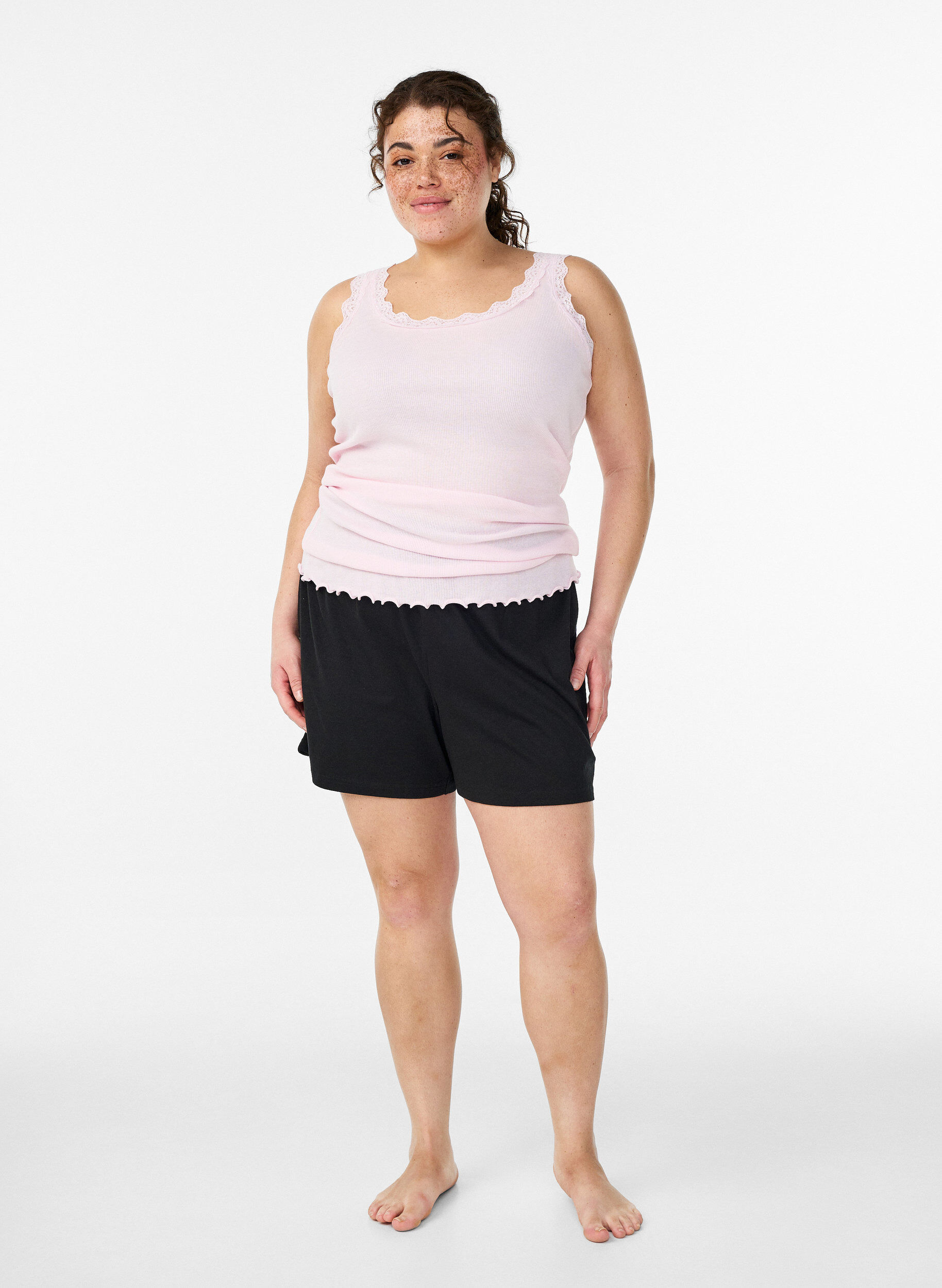 ZizziToppi pitsireunalla, Vaaleanpunainen, Model image number 1