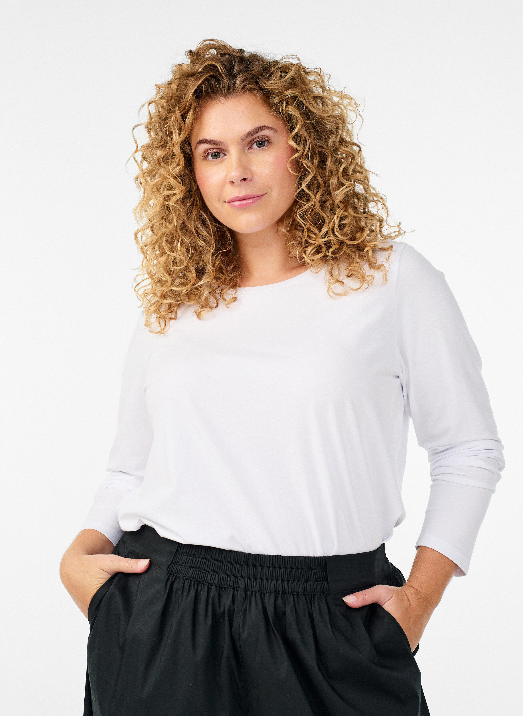 ZizziPerus jersey-paita pitkill&auml; hihoilla, Valkoinen, Model image number 0