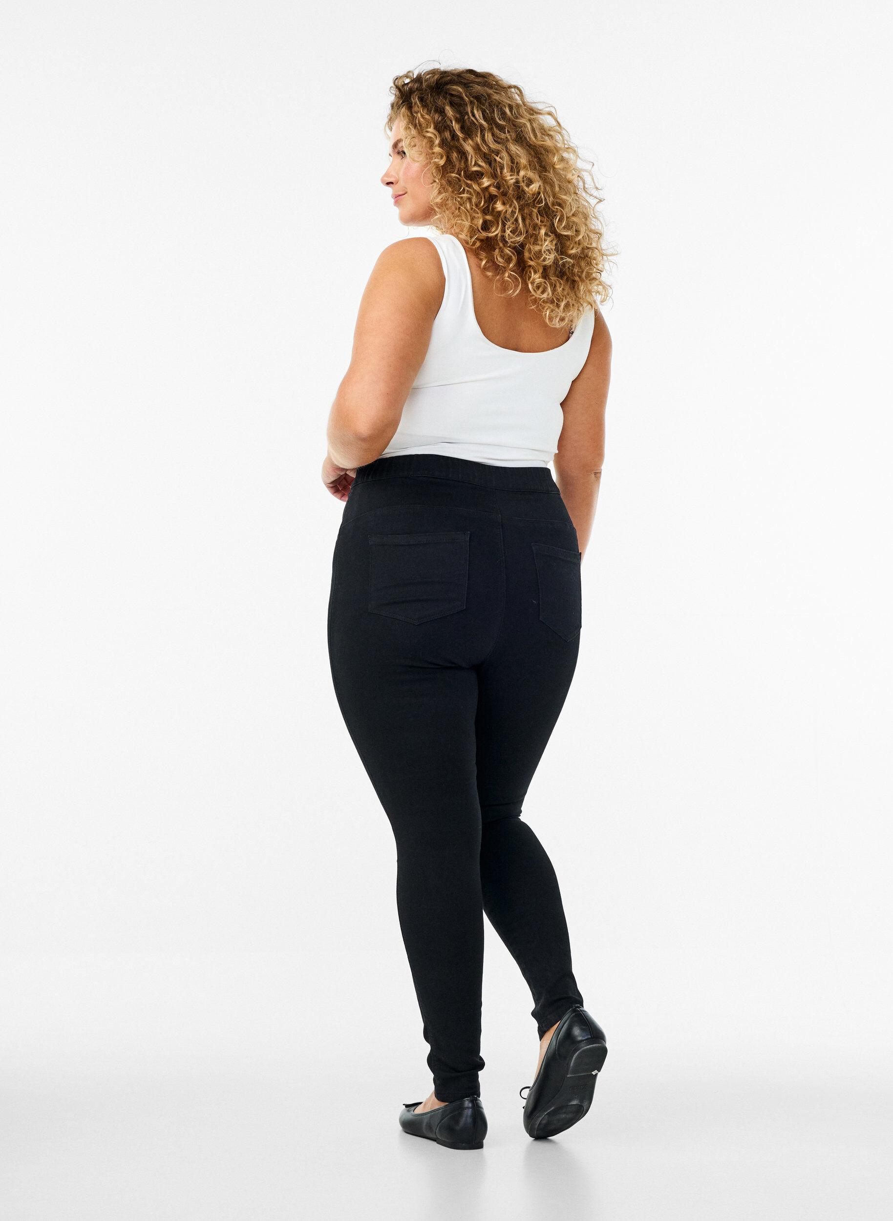 ZizziKorkeavy&ouml;t&auml;r&ouml;iset jeggingsit, Musta, Model image number 1