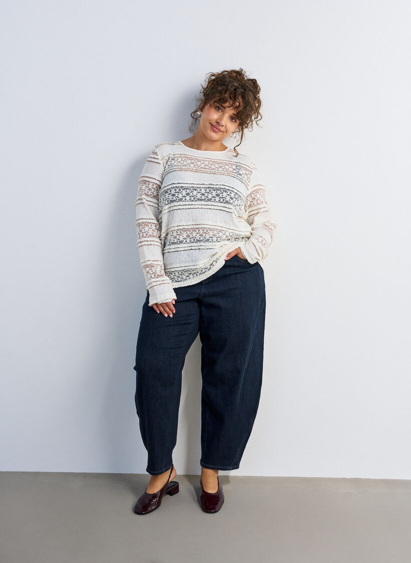 Pitsipusero pitk&auml;ll&auml; hihalla, Vanilja, Model image number 1