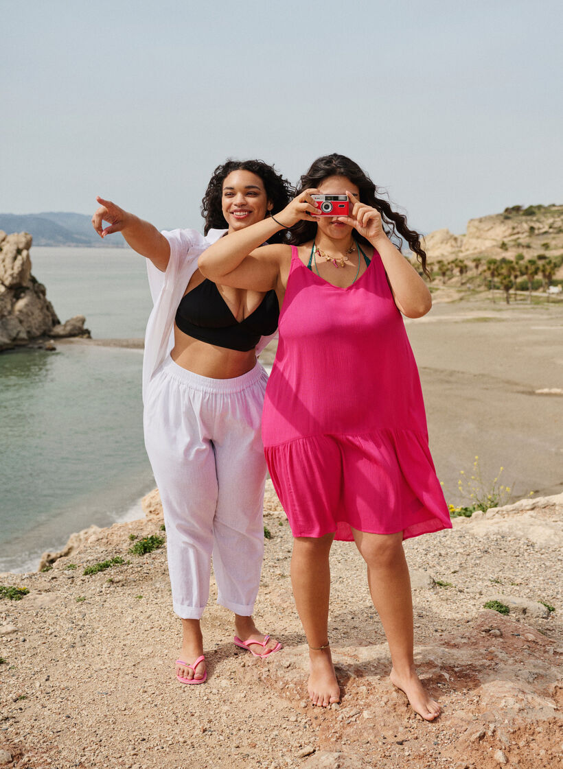 Naruolkaiminen kesämekko viskoosia, Raspberry Sorbet, Image image number 0