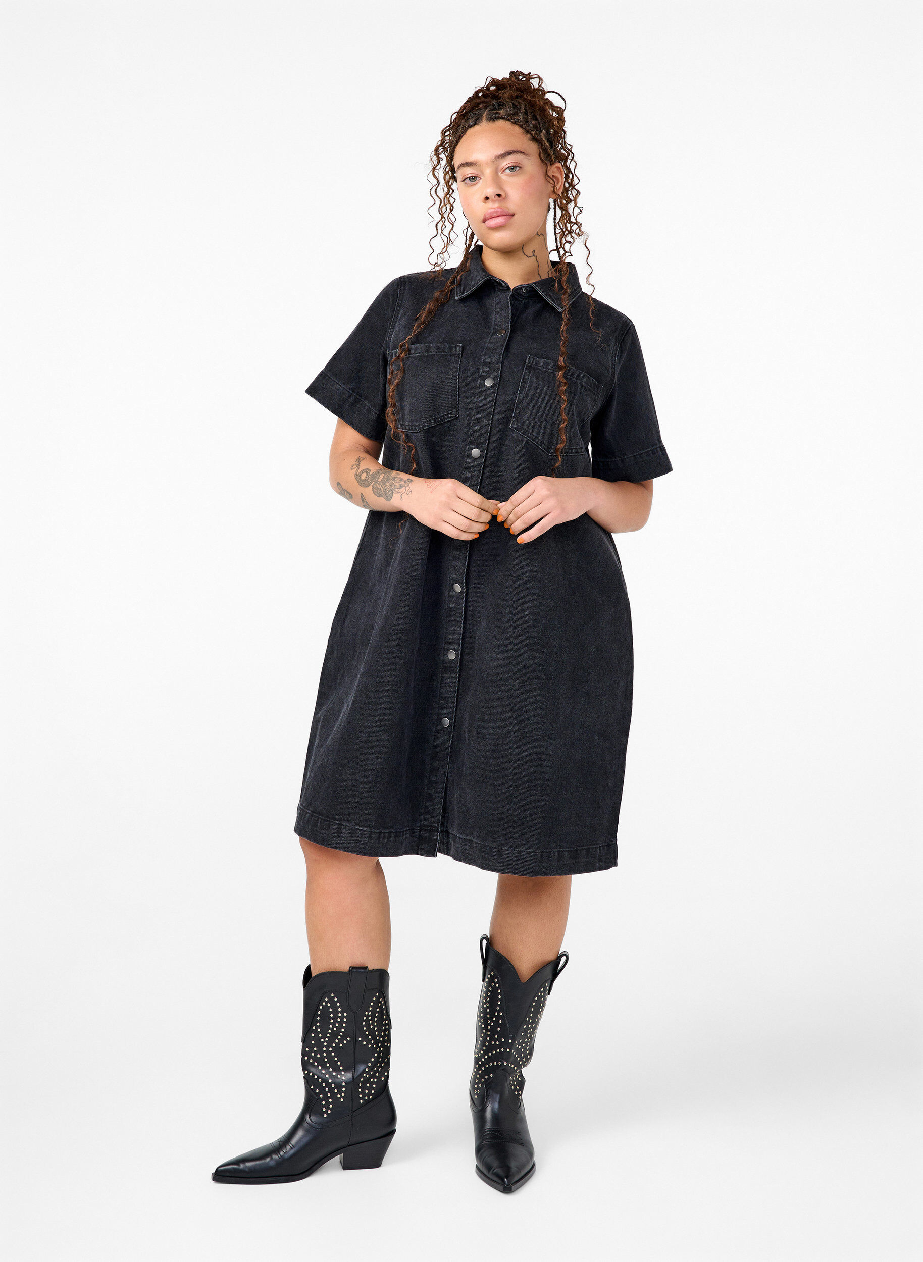 Zizzi Pitk&auml; farkkupaita lyhyill&auml; hihoilla, Grey Washed, Model image number 2