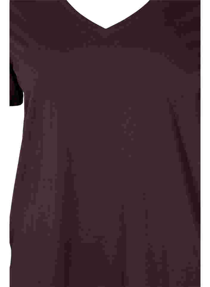 T-paita ekologisesta puuvillasta v-aukolla, Plum Perfect, Packshot image number 2