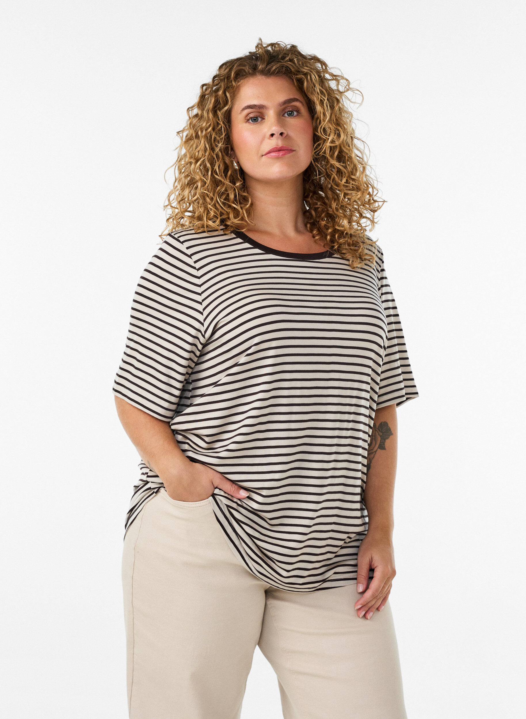 ZizziT-paita TENCEL&trade; Lyocellista ja raidoilla, Ruskea, Model image number 0