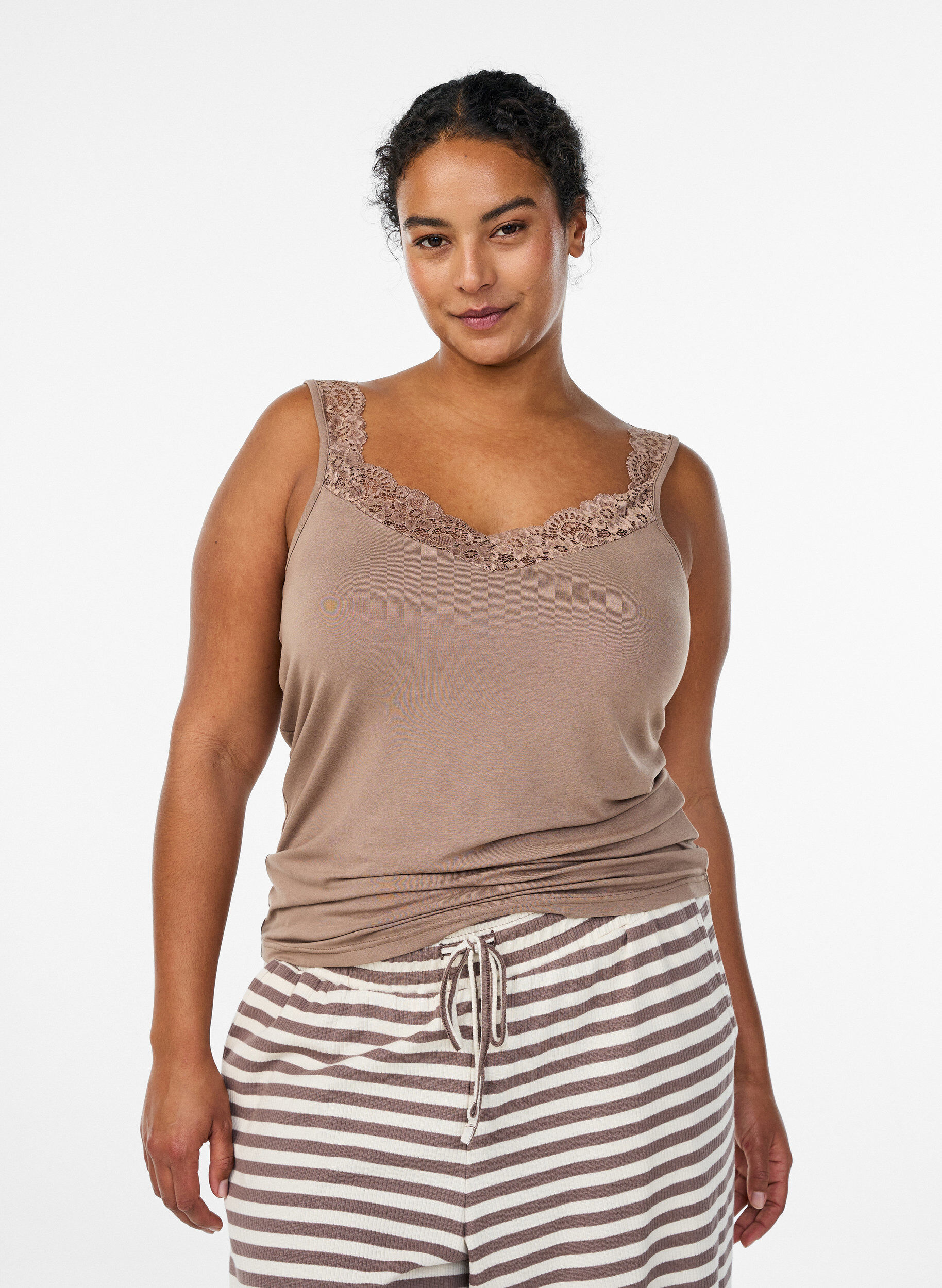 ZizziPitsireunainen viskoositoppi, Beige, Model image number 0