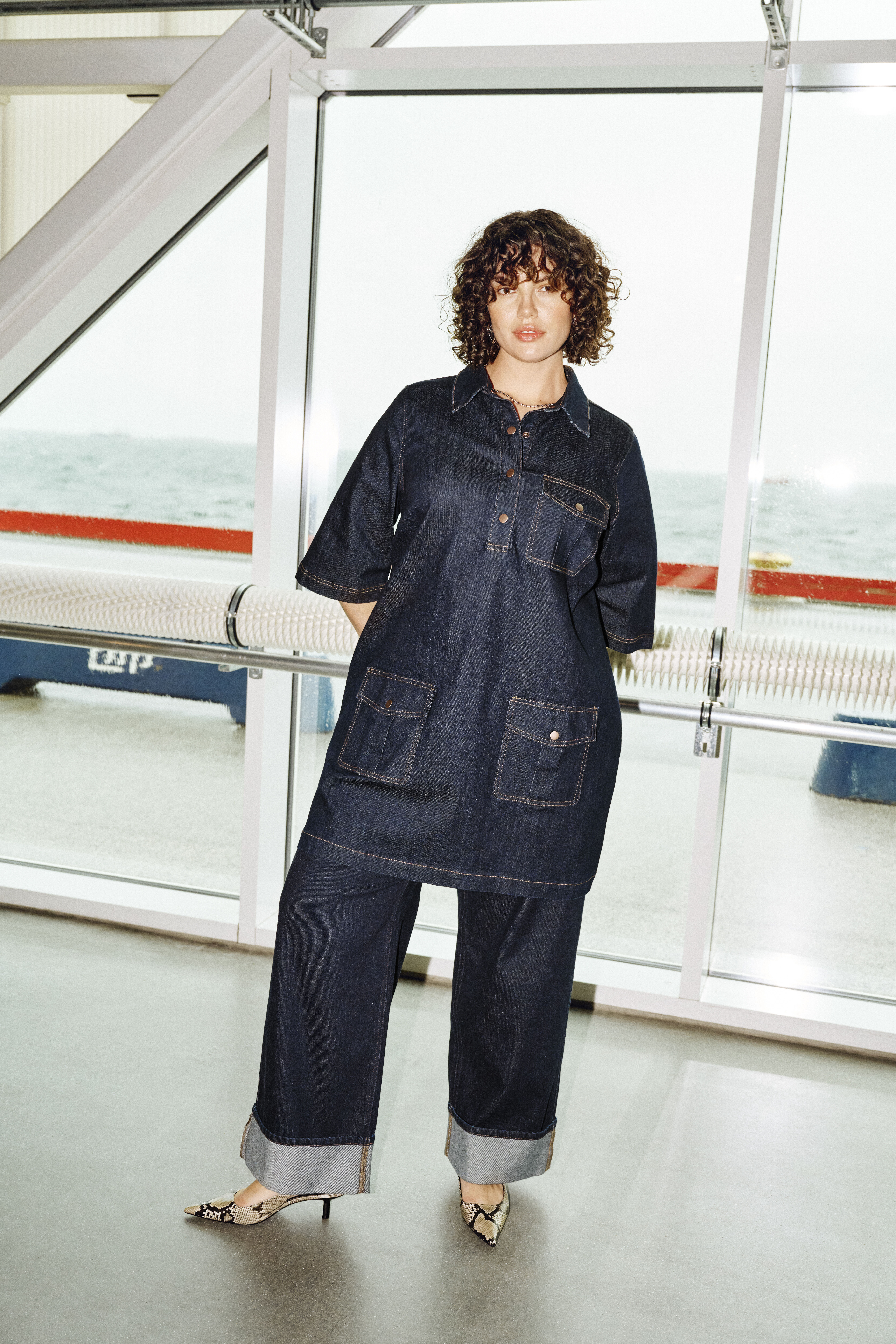 Denim-look yksityiskohdilla, , Model