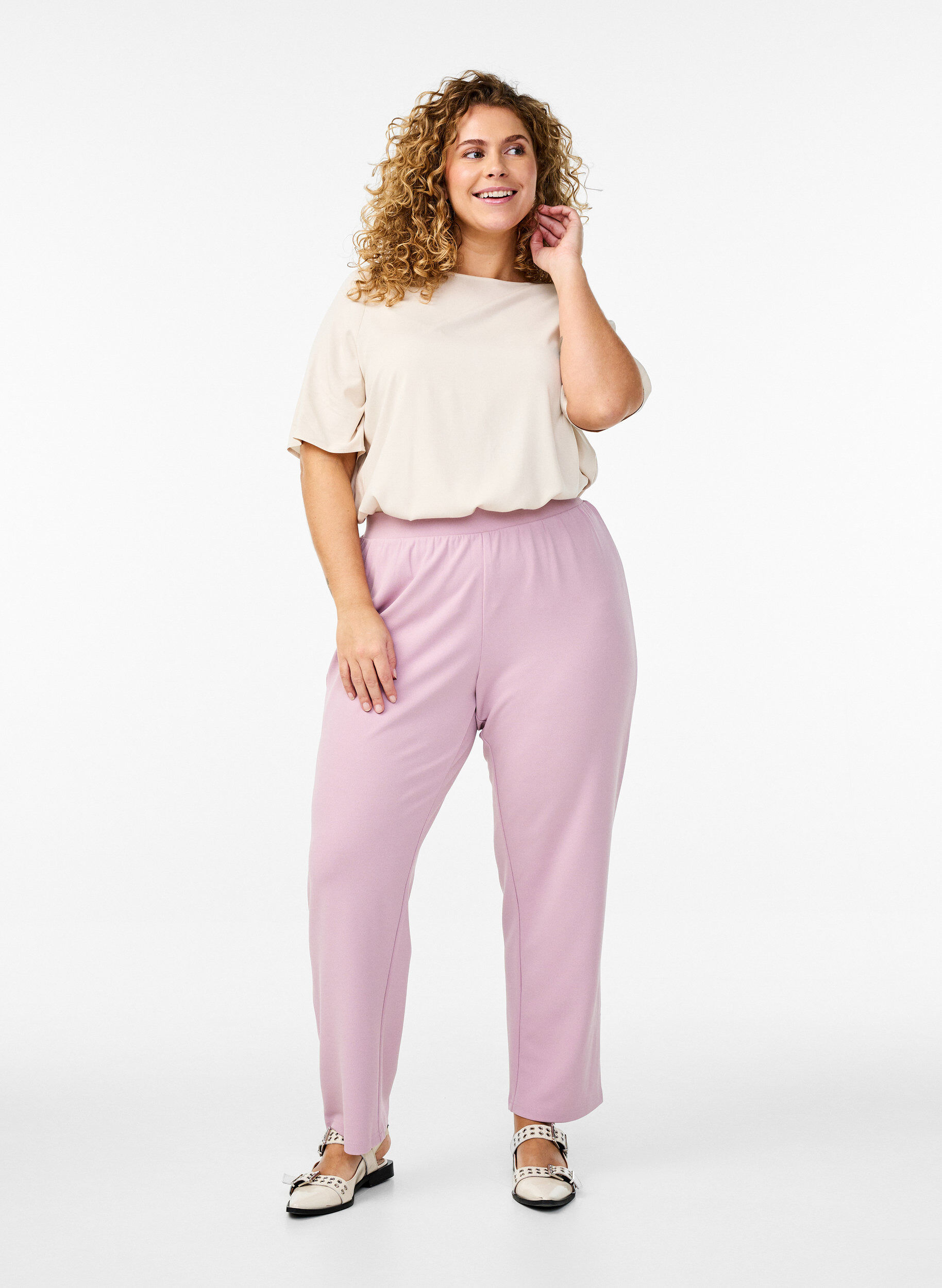 Suorat housut, Punainen, Model