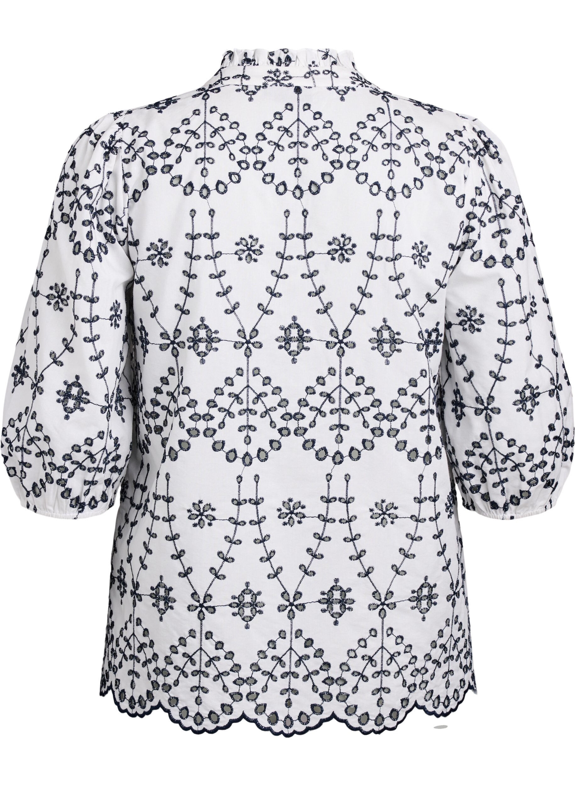 Zizzi 3/4-hihainen pusero kontrastiv&auml;risell&auml; broderie anglaise -kirjailulla, Valkoinen, Packshot image number 1