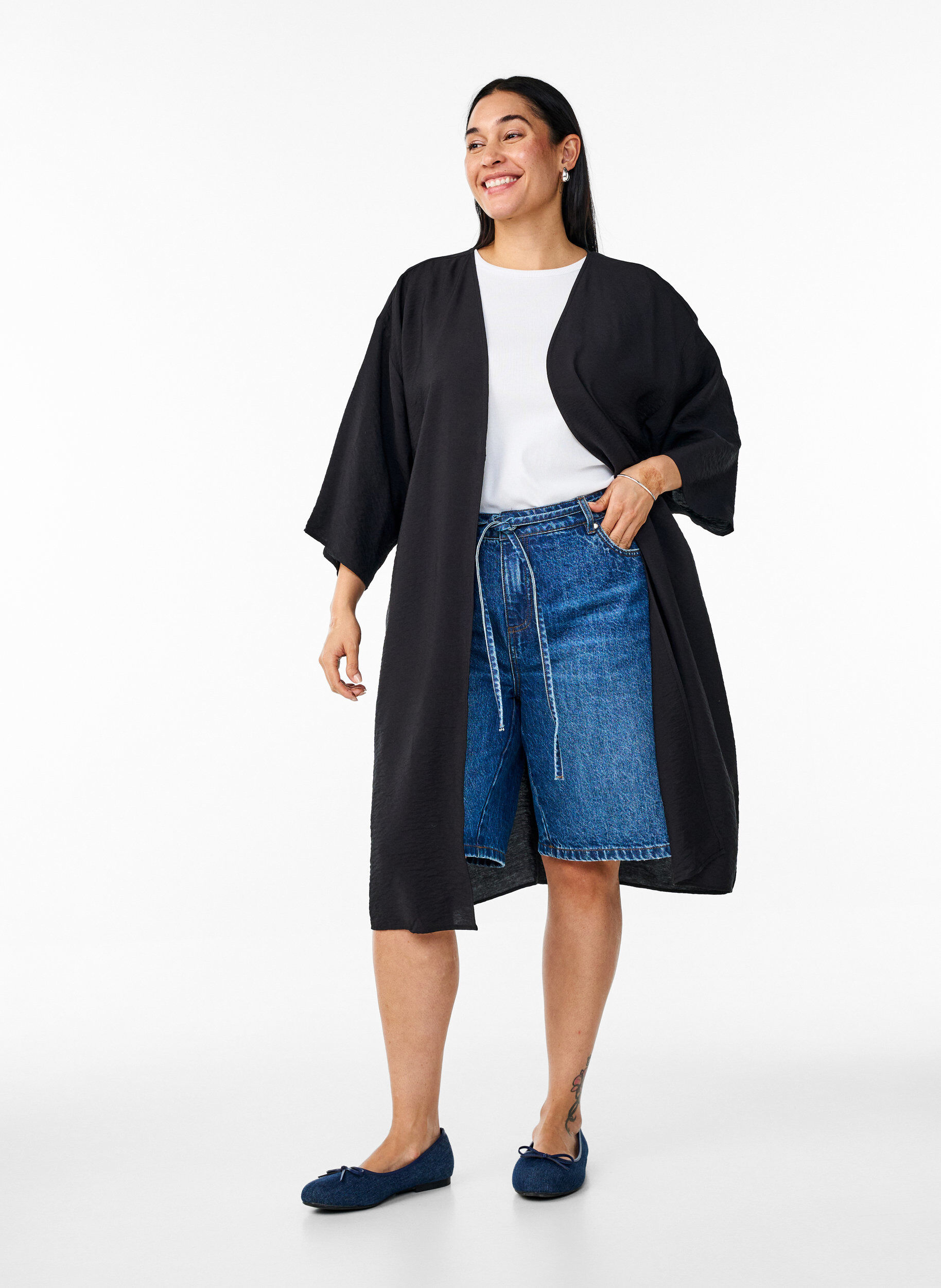 Zizzi Viskoosikimono, &frac34;-mittaiset hihat, Musta, Model image number 1