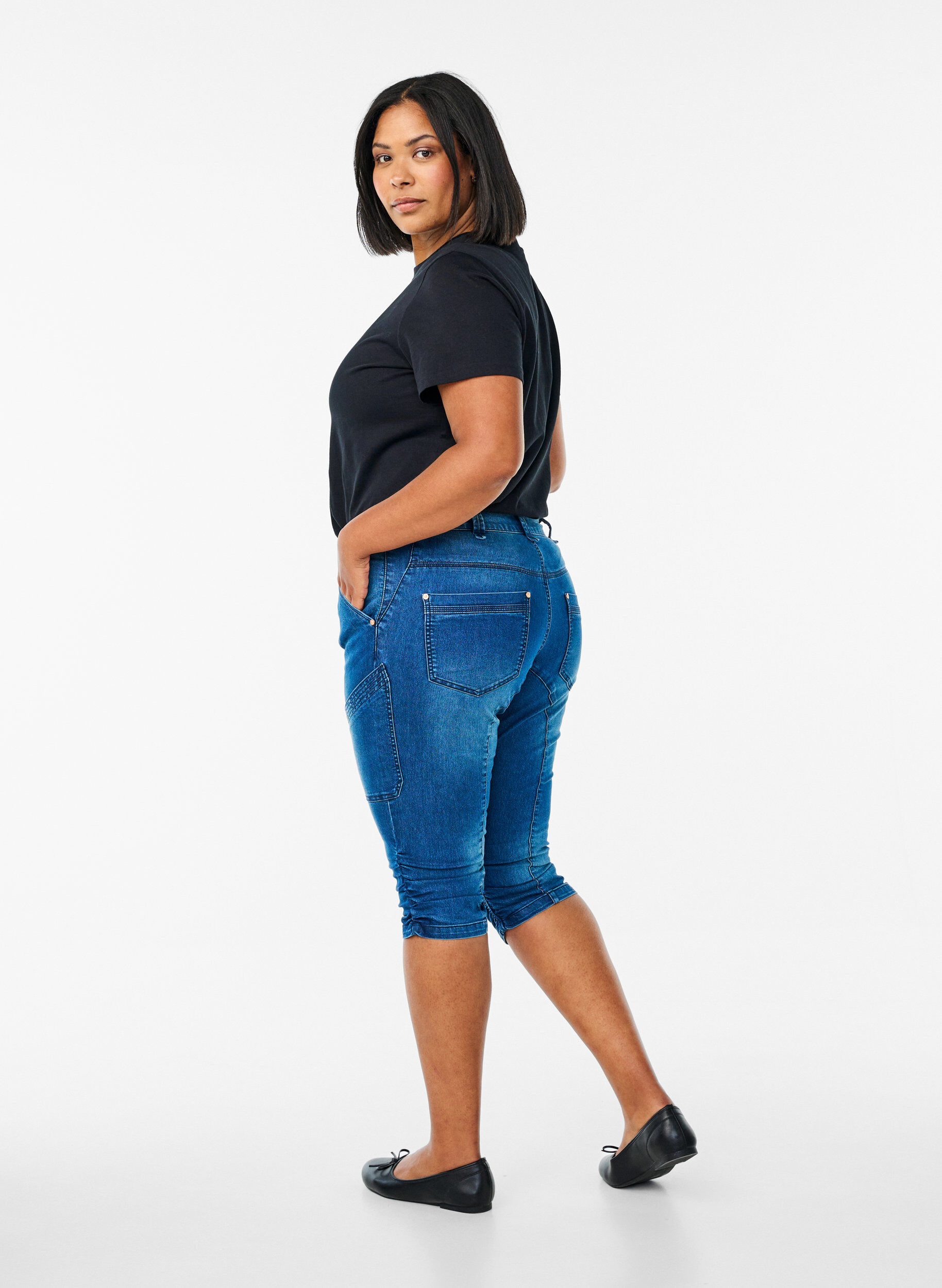 ZizziTyk&ouml;istuvat caprifarkut, joissa on taskut., Sininen, Model image number 1