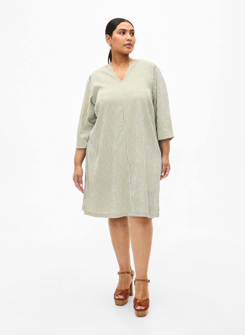 Raidallinen mekko, jossa on 3/4-hihat, Green Stripe, Model image number 2