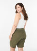 V&auml;lj&auml;t puuvillashortsit taskuilla, Vihre&auml;, Model image number 2