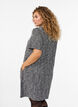 Lyhyt mekko teksturoidusta jersey-kankaasta graafisella ruutukuviolla, Vanilja, Model image number 2