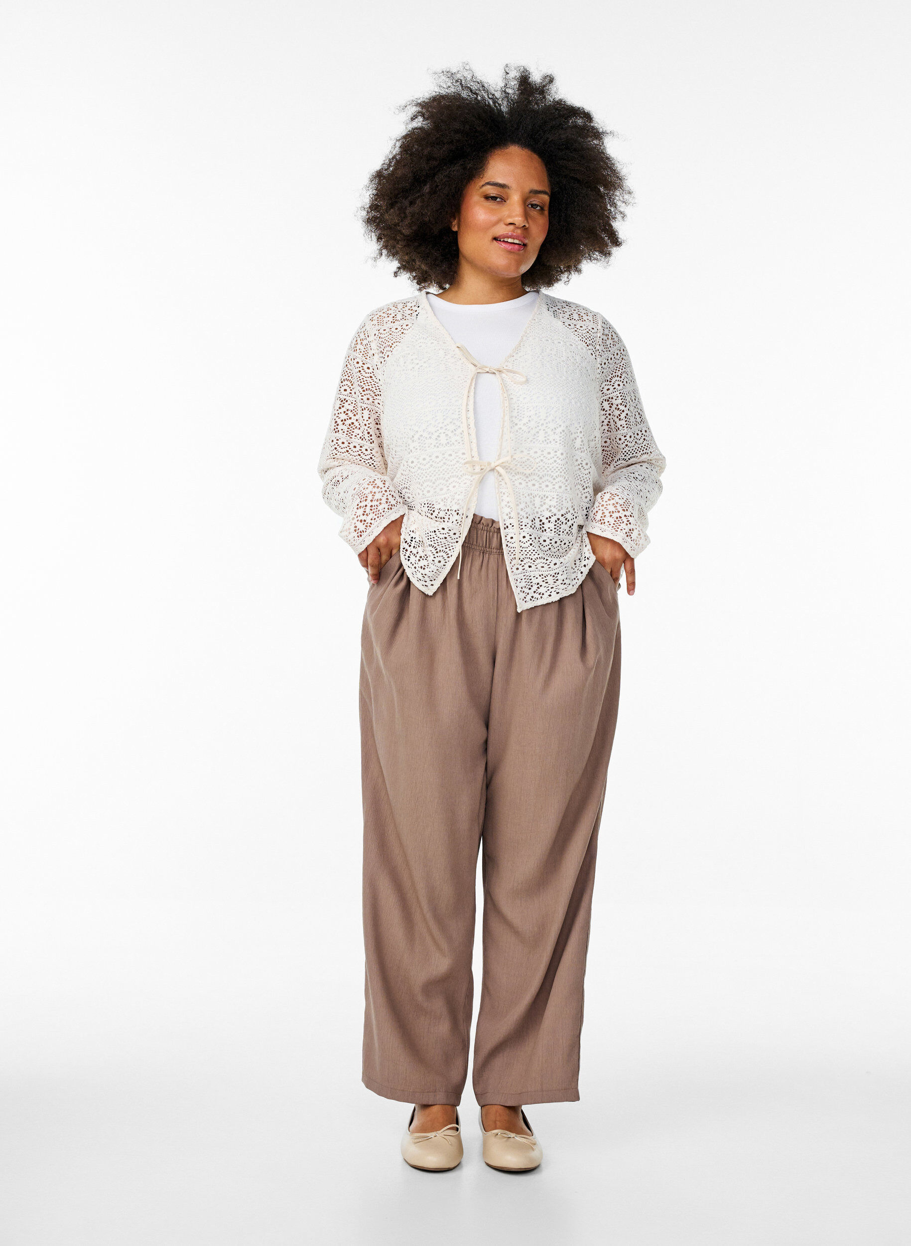 Zizzi Nauhoilla solmittava reik&auml;neuletakki, Vanilja, Model image number 1