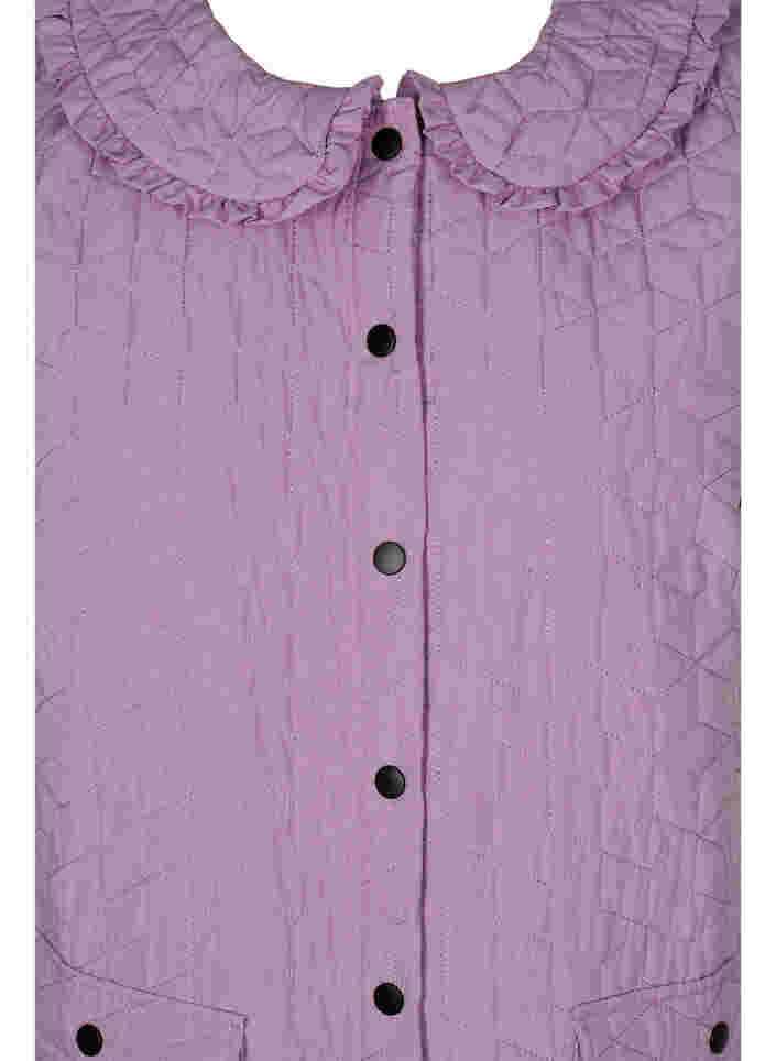 Pitkä tikkiliivi kauluksella ja röyhelöllä, Lavender Mist, Packshot image number 2