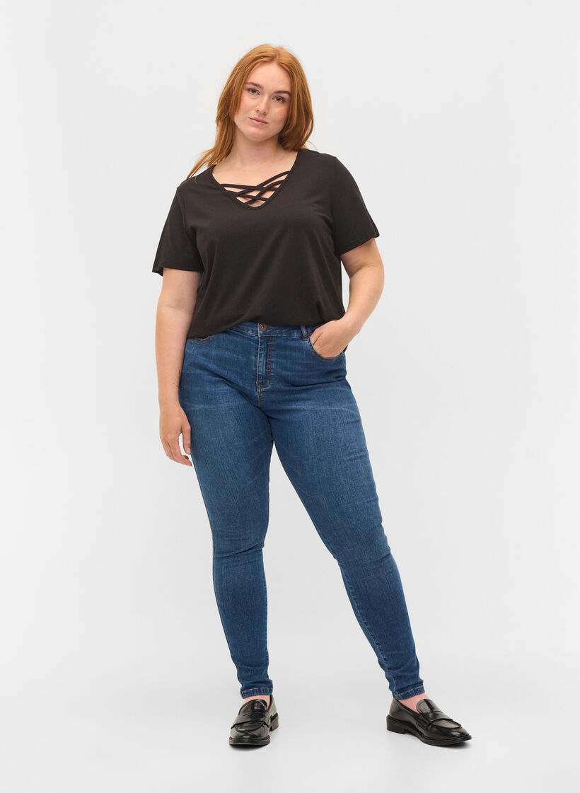 T-paita, Black, Model image number 2