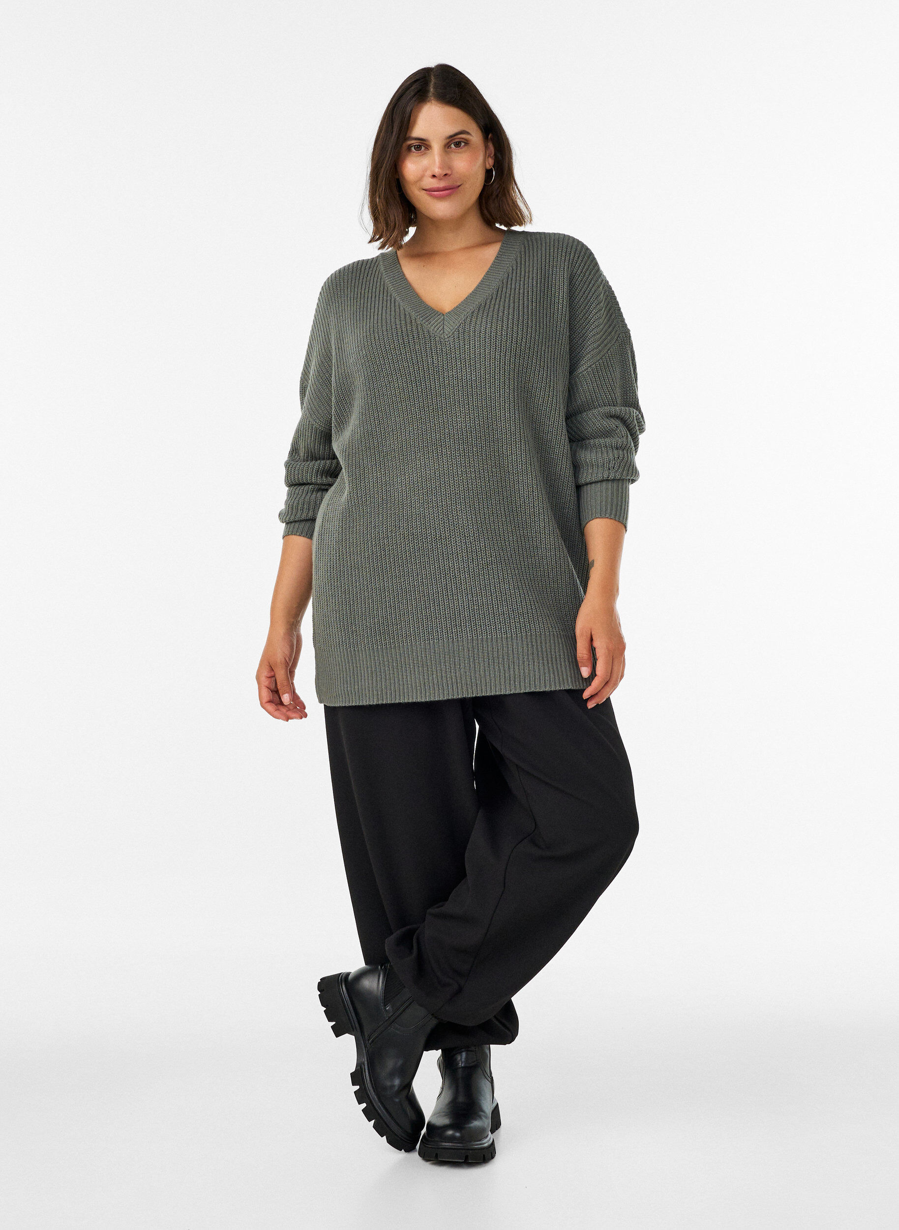 ZizziPitk&auml; ribbineulepusero V-p&auml;&auml;ntiell&auml;, Vihre&auml;, Model image number 1