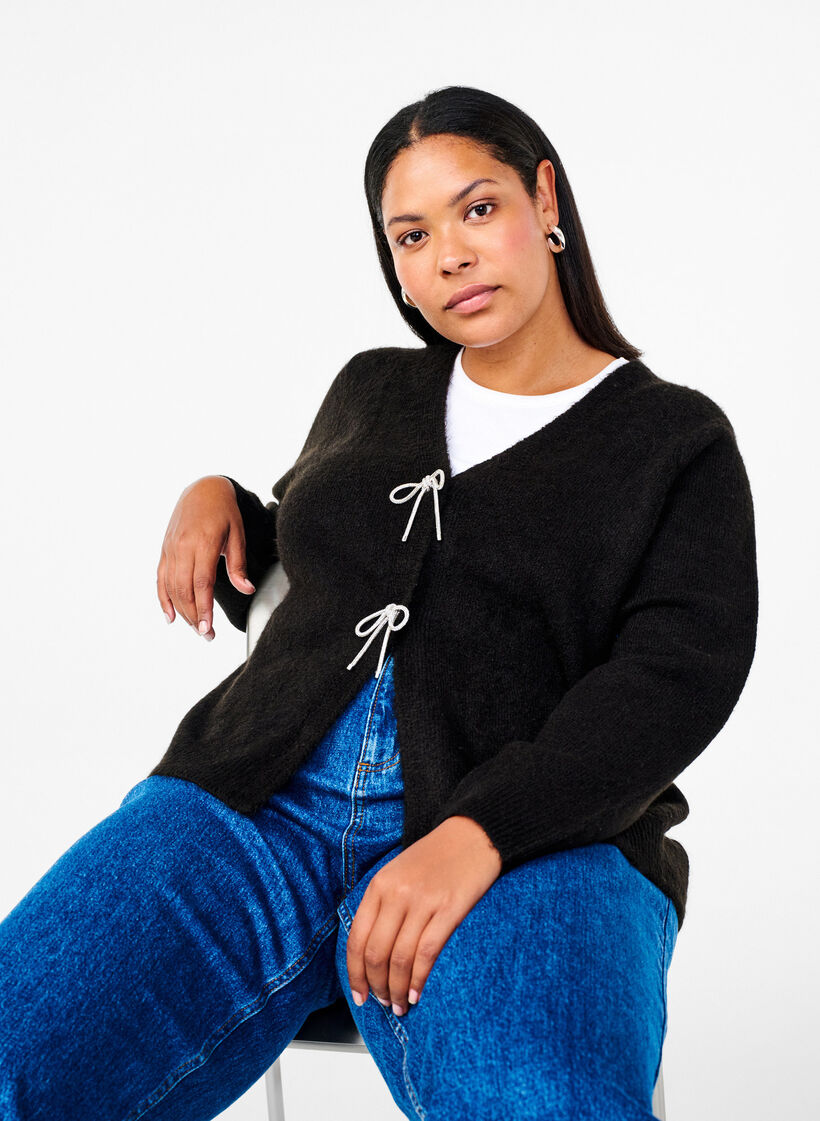 Neulottu neuletakki hopeisella rusetilla, Black, Model image number 2