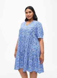 FLASH – A-linjainen mekko painatuksella, White Blue AOP, Model