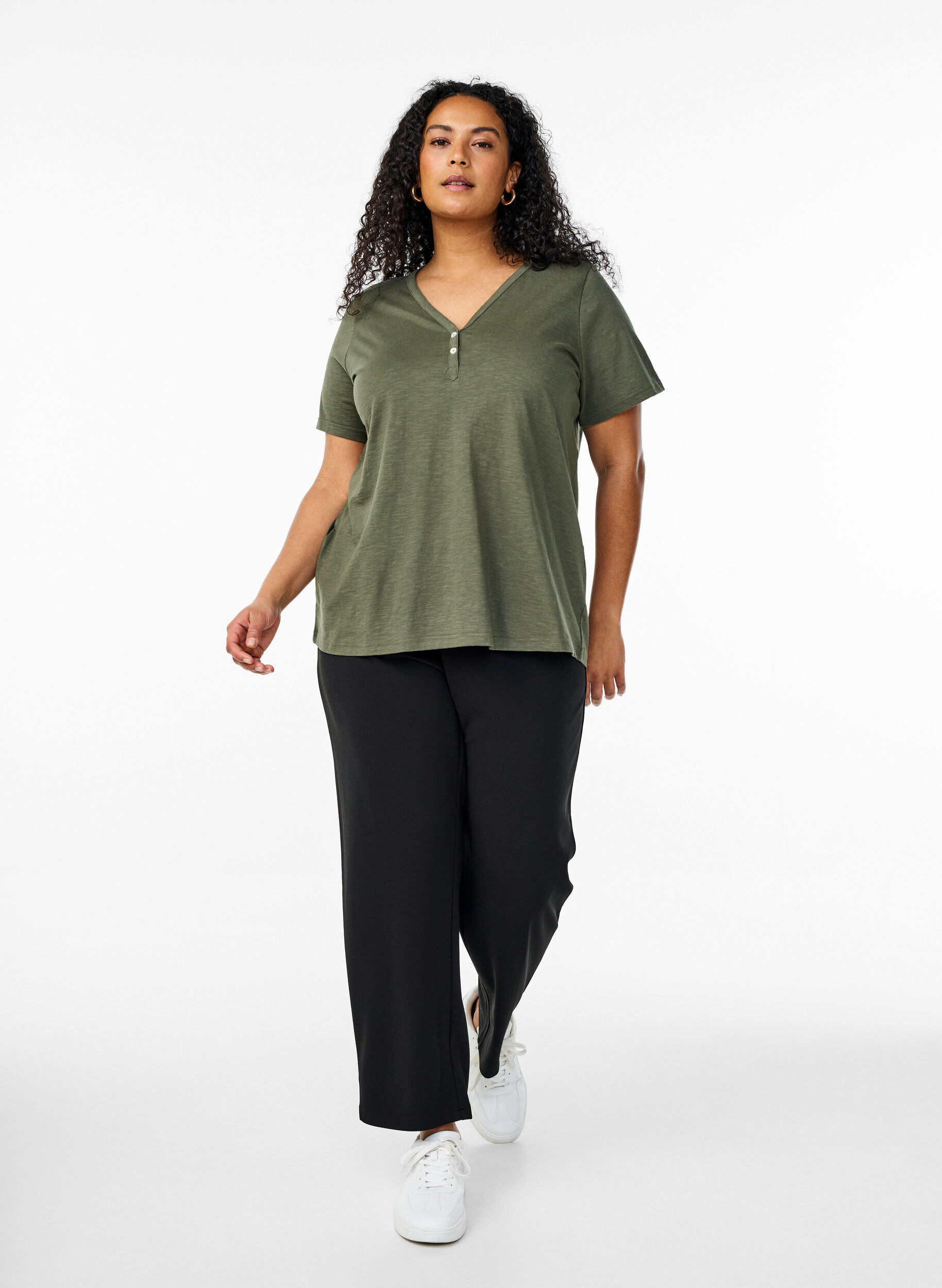 Zizzi FLASH - T-paita nappiyksityiskohdalla, Vihre&auml;, Model image number 1