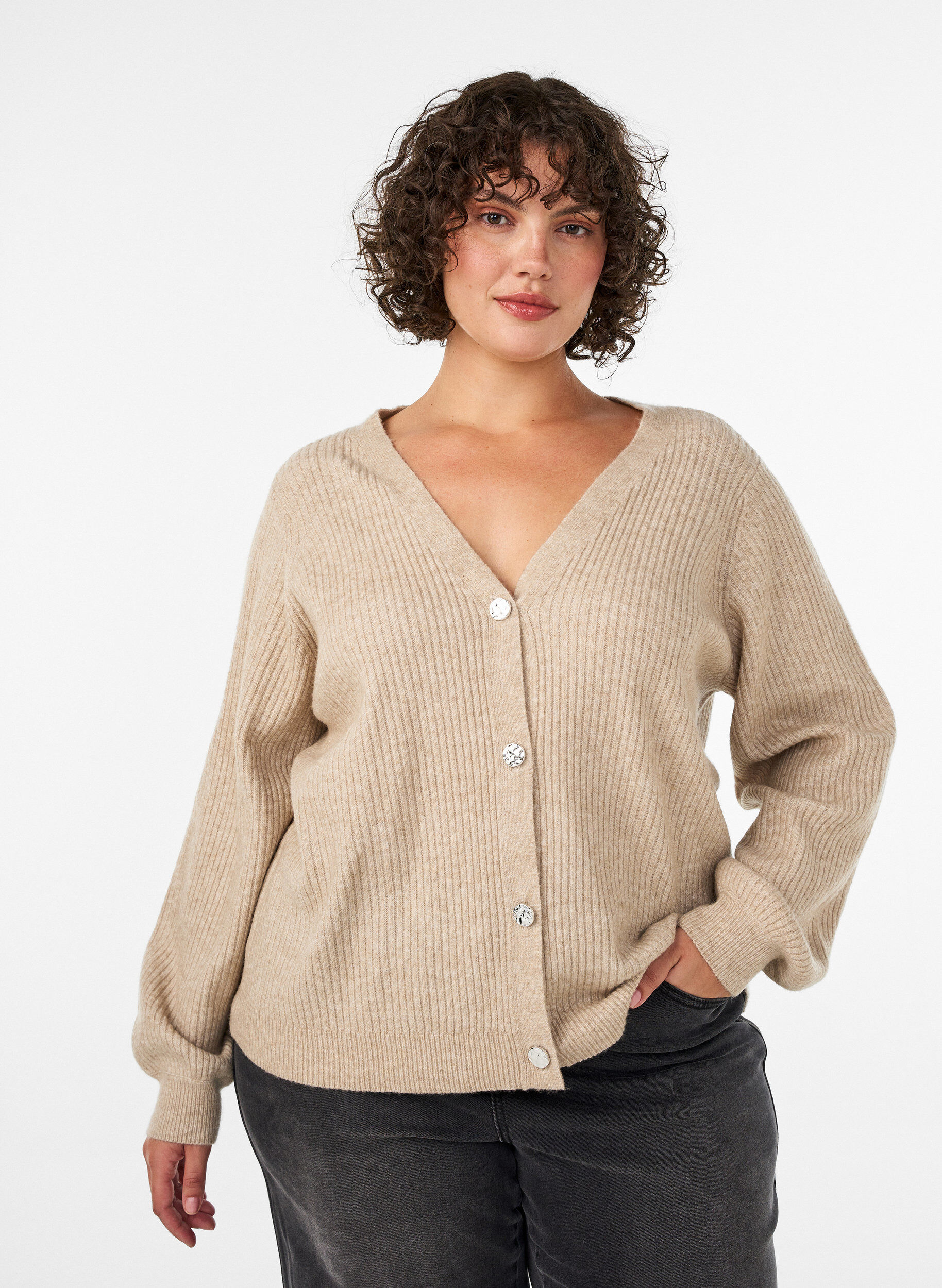 ZizziNeuletakki V-p&auml;&auml;ntiell&auml; ja ribatulla tekstuurilla, Beige, Model image number 0