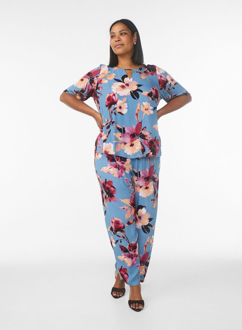 Lyhythihainen viskoosipusero printill&auml;, Sininen, Model image number 1