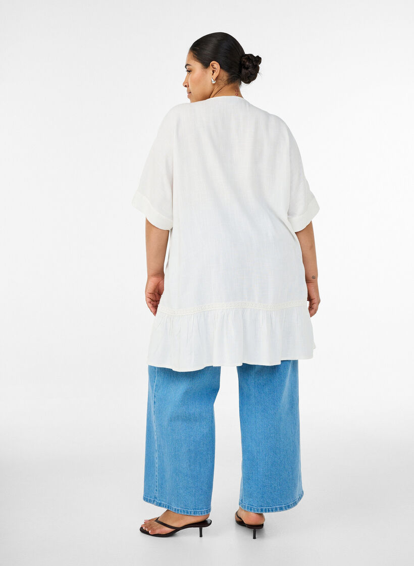 Viskoositunika napeilla ja r&ouml;yhel&ouml;helmalla, Vanilja, Model image number 2