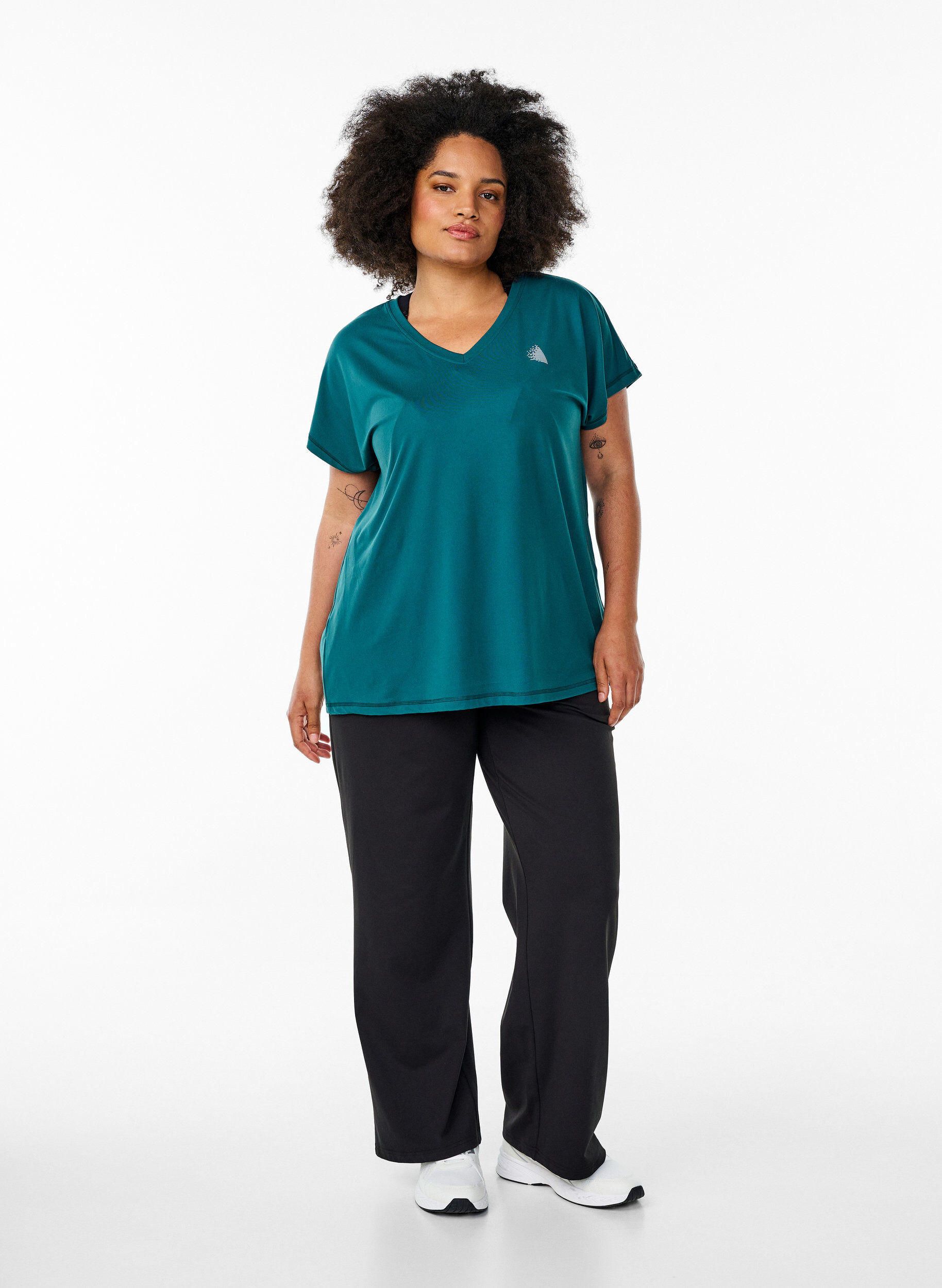 Zizzi V&auml;lj&auml; treenipaita, jossa on V-p&auml;&auml;ntie, Vihre&auml;, Model image number 1