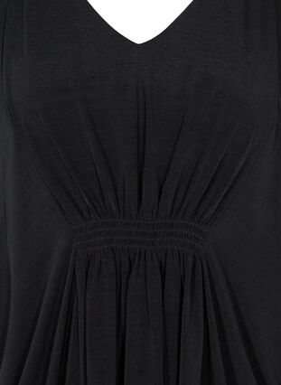 Pitkähihainen mekko v-aukolla ja smokkirypytyksellä, Black, Packshot image number 2