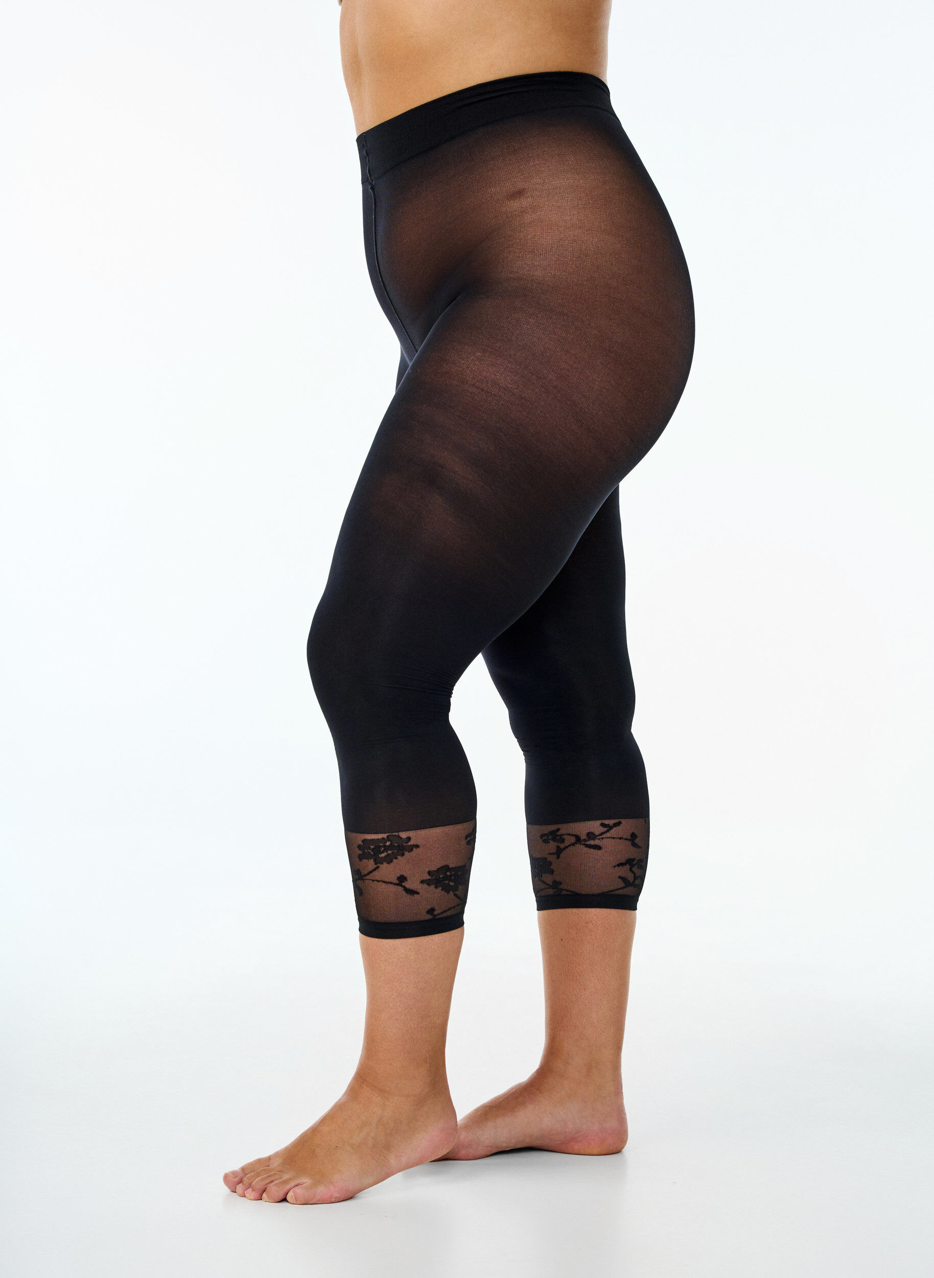 50 denierin sukkahousut pitsihelmalla, Musta, Model