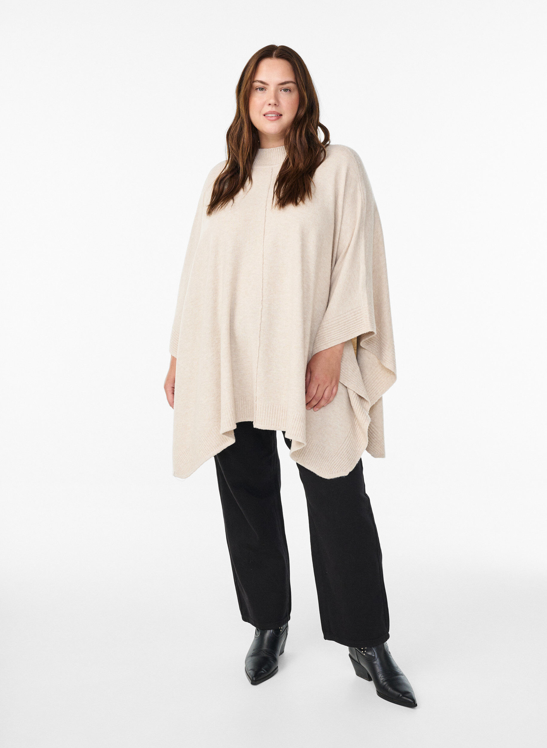 Zizzi Poncho ribatuilla yksityiskohdilla ja py&ouml;re&auml;ll&auml; kauluksella, Beige, Model image number 1