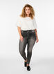 Super slim Amy-farkut korkealla vy&ouml;t&auml;r&ouml;ll&auml;, Harmaa, Model image number 0