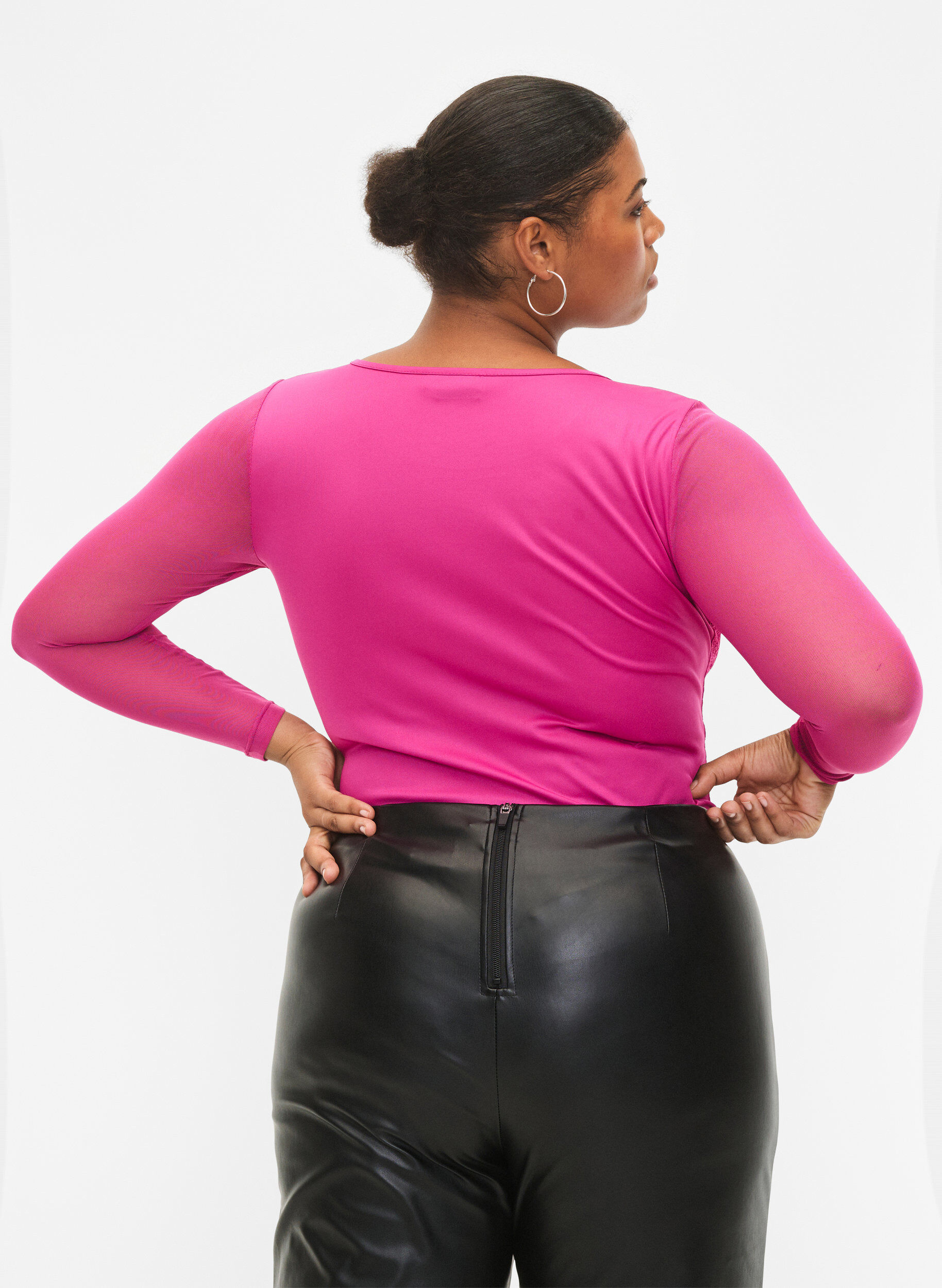 Zizzi Verkkokankankainen body koristeellisella pitsill&auml;, Fuchsia Red, Model image number 1