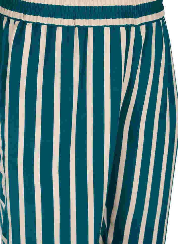 Väljästi istuvat housut raidoilla, Green Stripe, Packshot image number 2